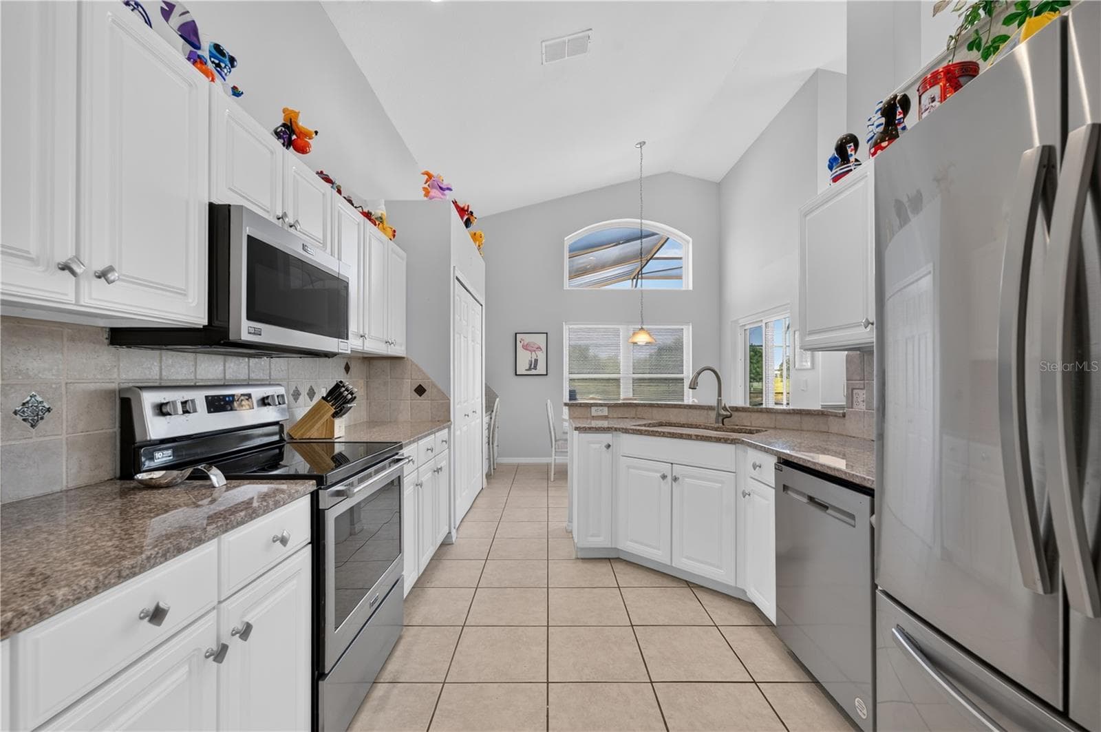 Single Family Residence at 213 SPANISH MOSS RD, DAVENPORT, photo 16 of 46