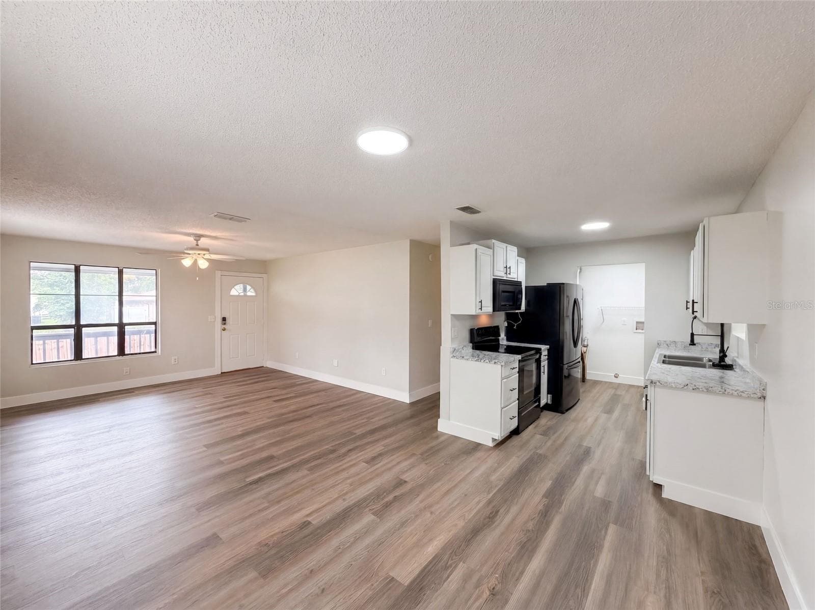 Single Family Residence at 9307 8TH AVE, ORLANDO, photo 10 of 32