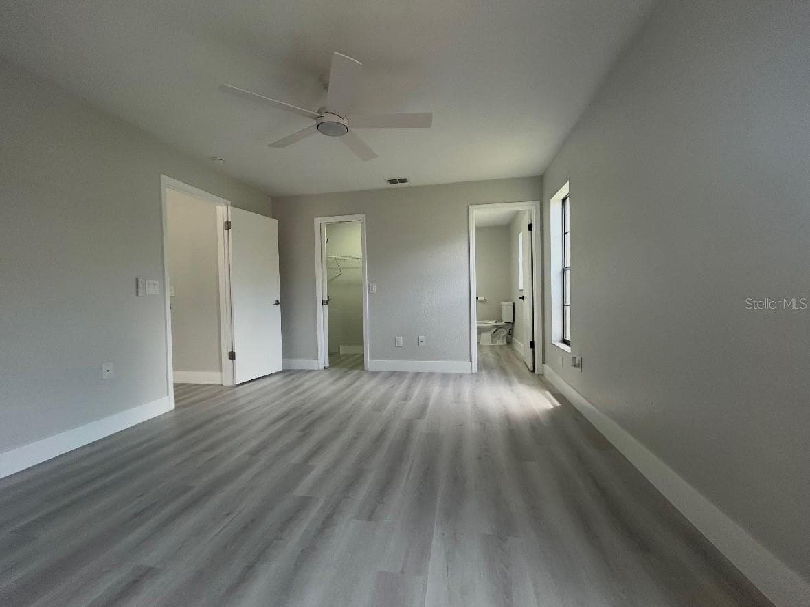 Single Family Residence at 11189 LINDEN DR, SPRING HILL, photo 9 of 21