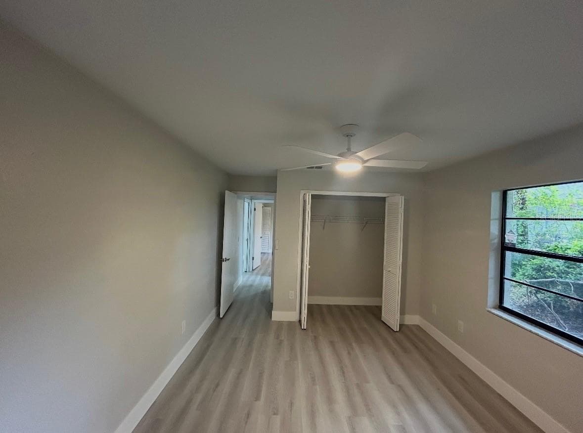 Single Family Residence at 11189 LINDEN DR, SPRING HILL, photo 13 of 21