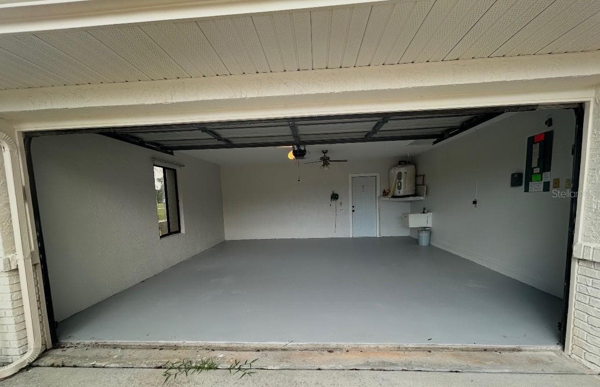 Single Family Residence at 11189 LINDEN DR, SPRING HILL, photo 17 of 21