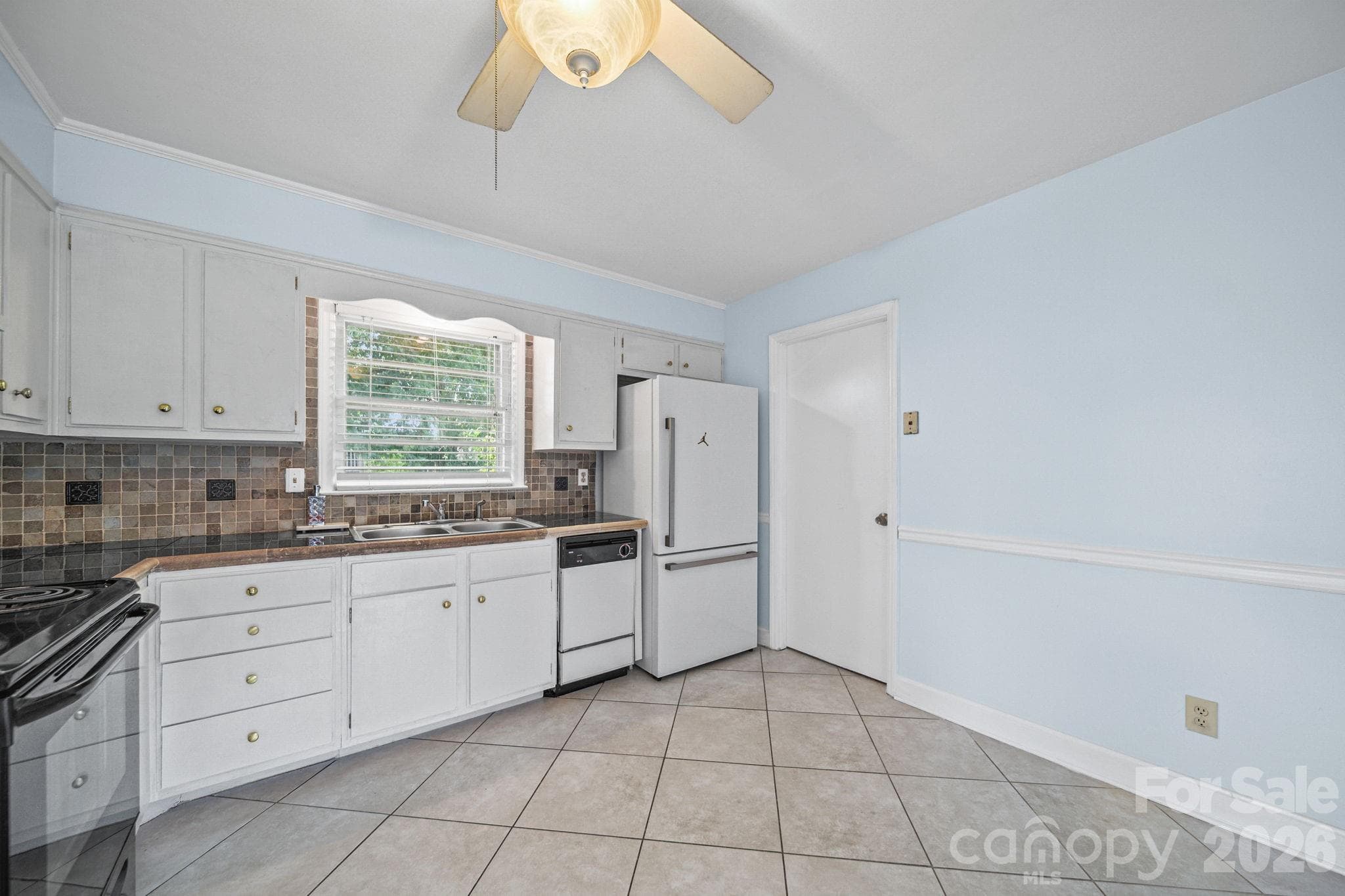Kitchen - 3029 Rosehill Drive, Charlotte