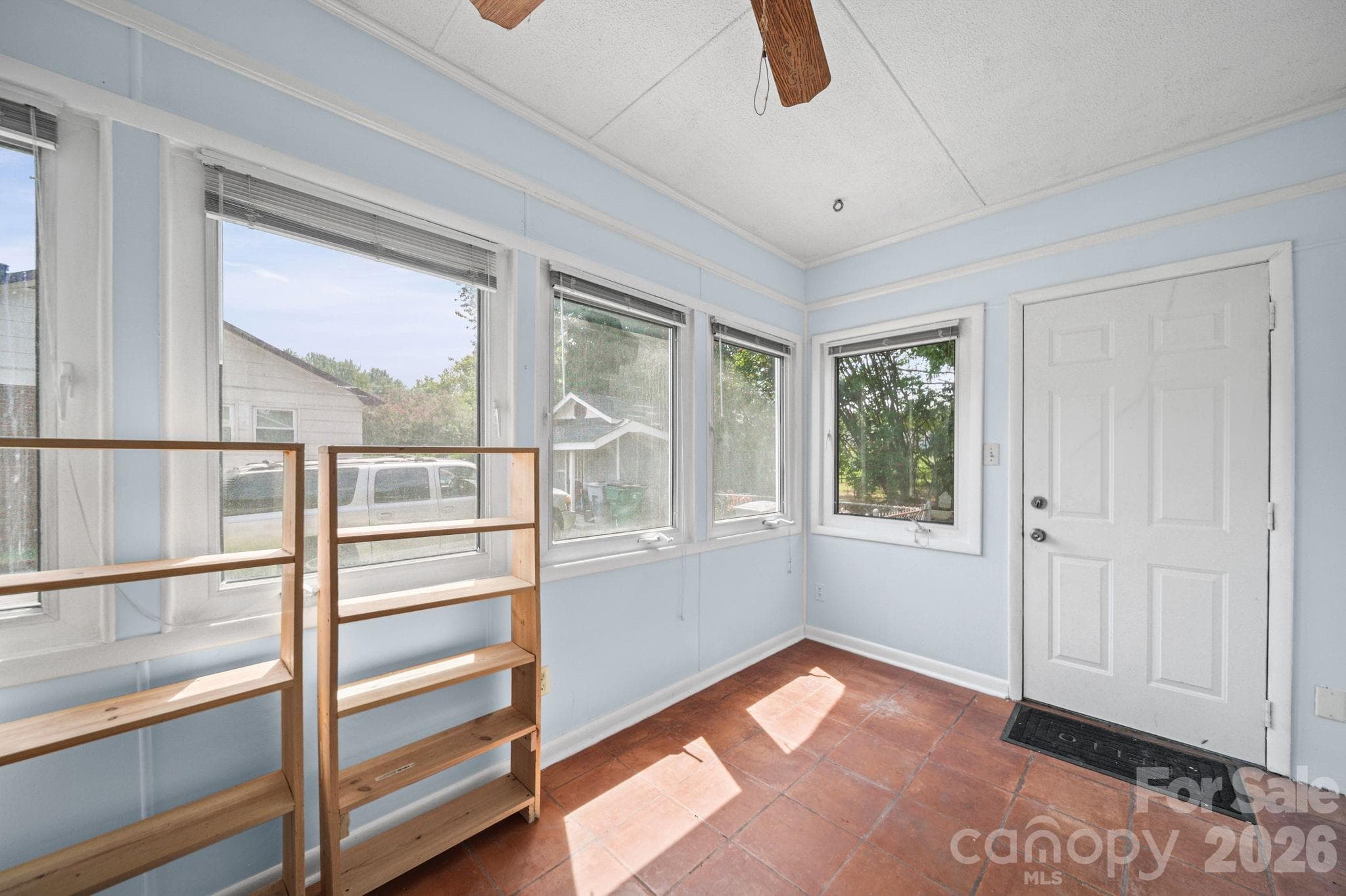 Single Family Residence at 3029 Rosehill Drive, Charlotte, photo 13 of 37