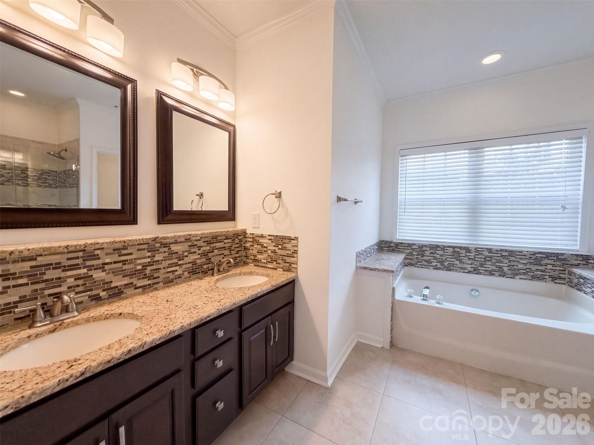 Single Family Residence at 3708 Leela Palace Way, Fort Mill, photo 8 of 15
