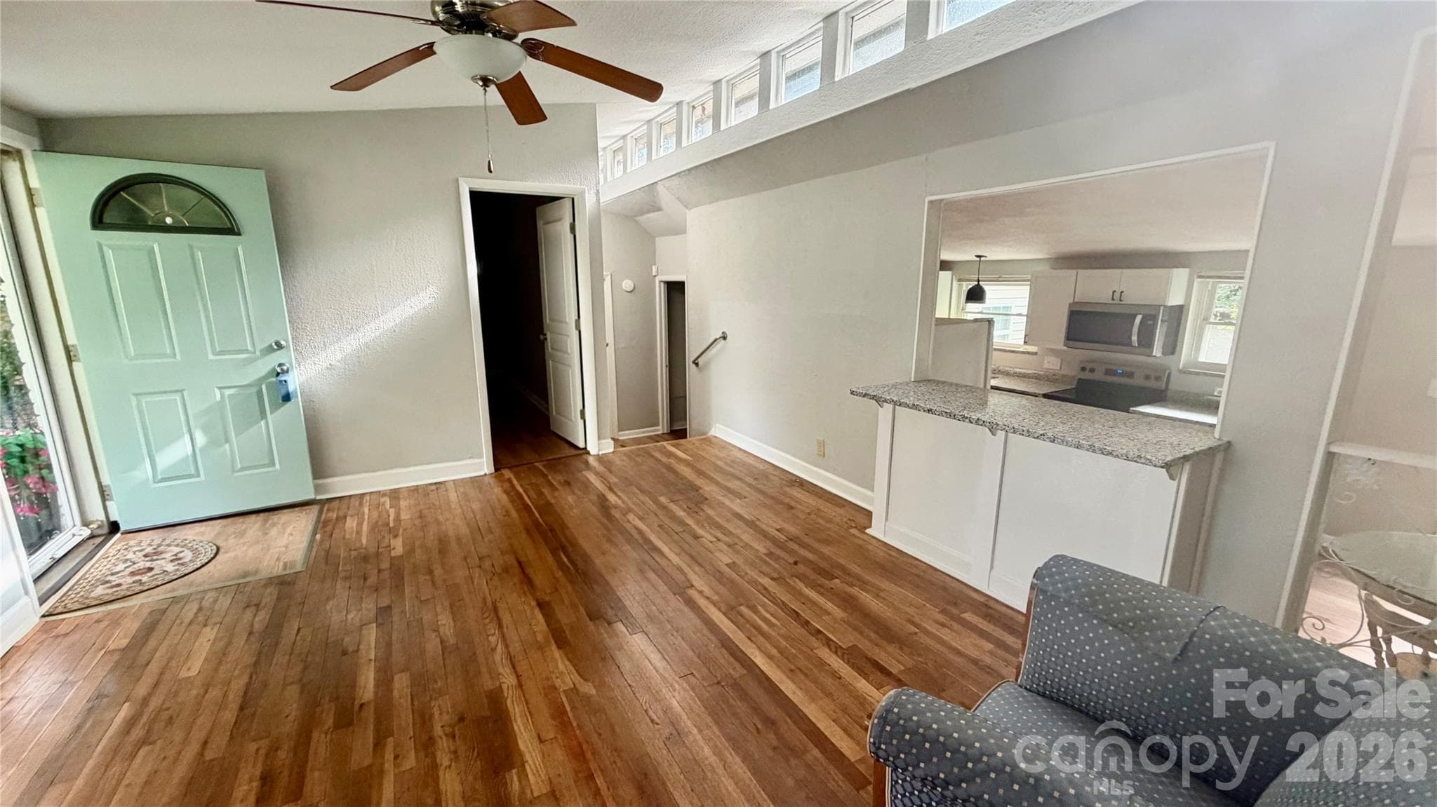 welcome in - 216 Auten Circle, Mount Holly