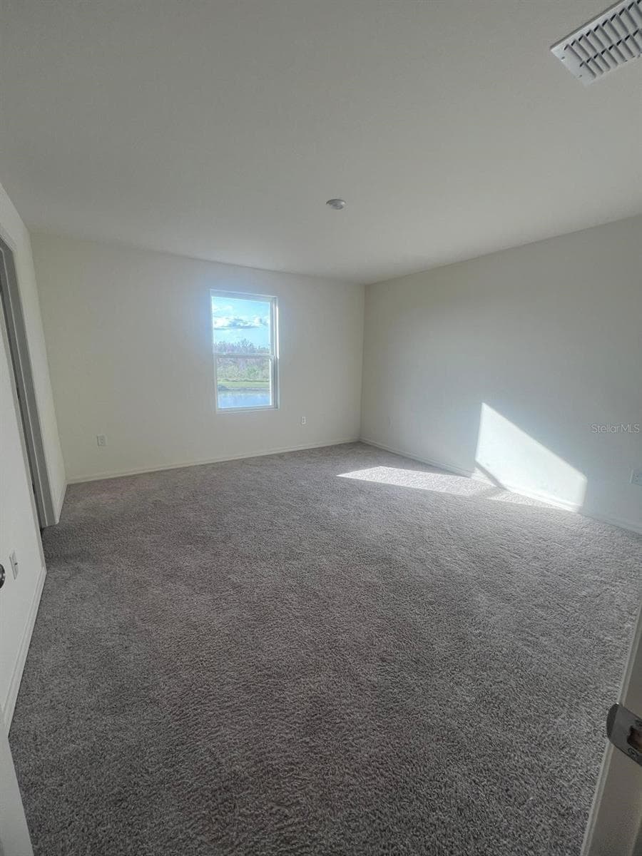 Single Family Residence at 1926 GOLDEN BEAK DR, EAGLE LAKE, photo 9 of 18