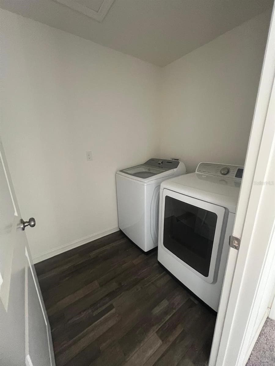 Single Family Residence at 1926 GOLDEN BEAK DR, EAGLE LAKE, photo 15 of 18