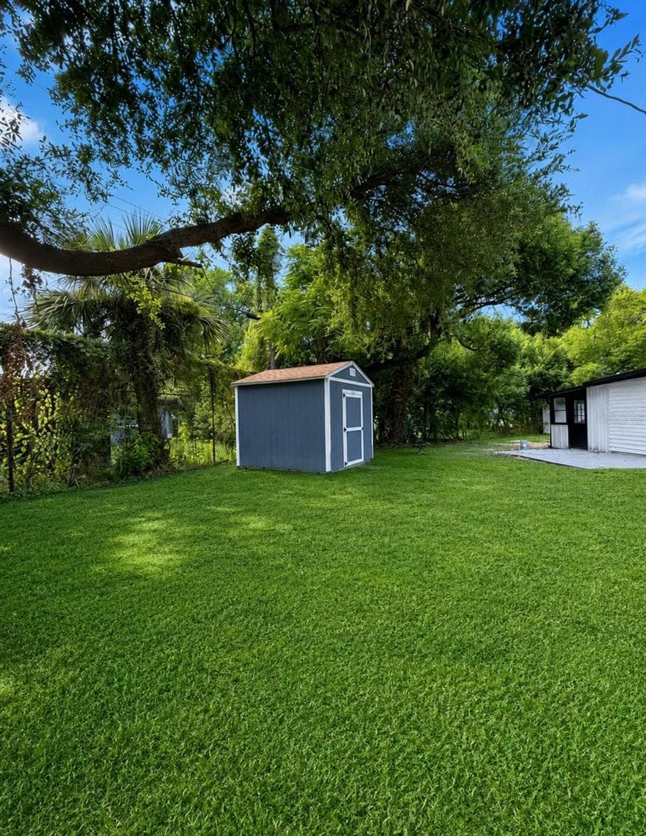 Single Family Residence at 101 CLUB RD, SANFORD, photo 15 of 16