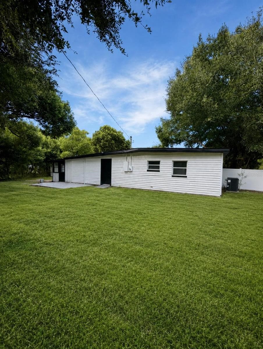 Single Family Residence at 101 CLUB RD, SANFORD, photo 16 of 16