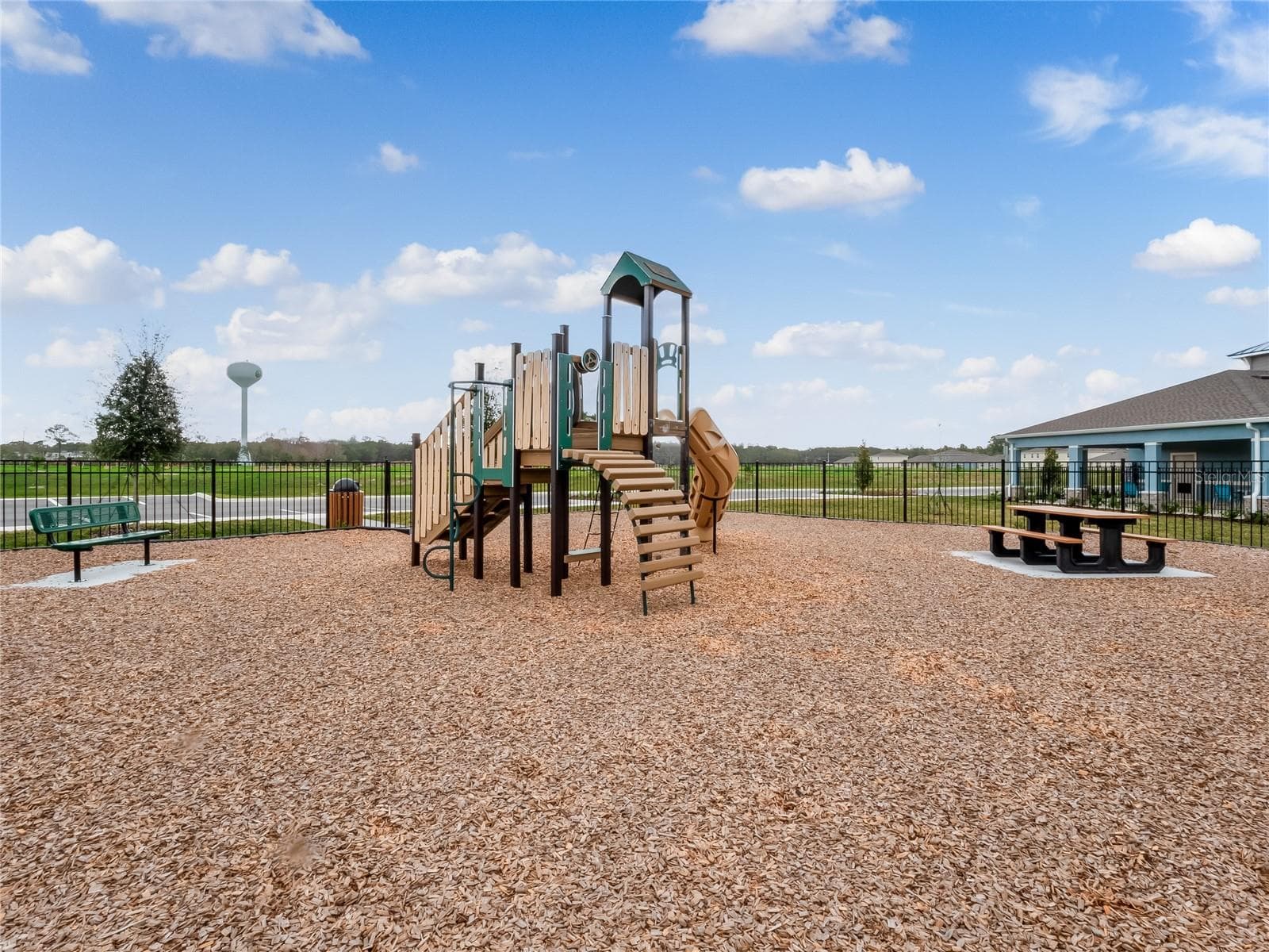 Single Family Residence at 1340 GRAND FLORA LN, SANFORD, photo 19 of 25
