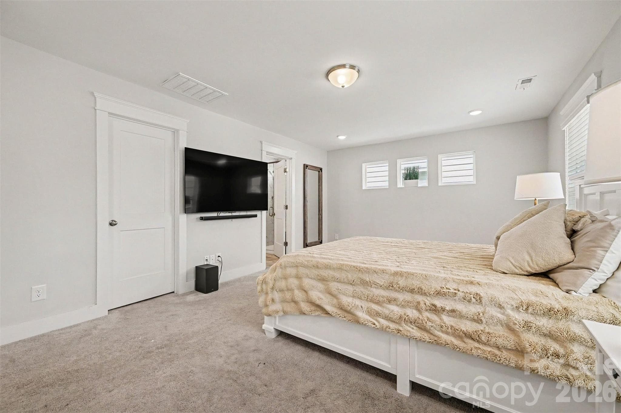 Single Family Residence at 4030 Belle Landing Road, Charlotte, photo 17 of 37