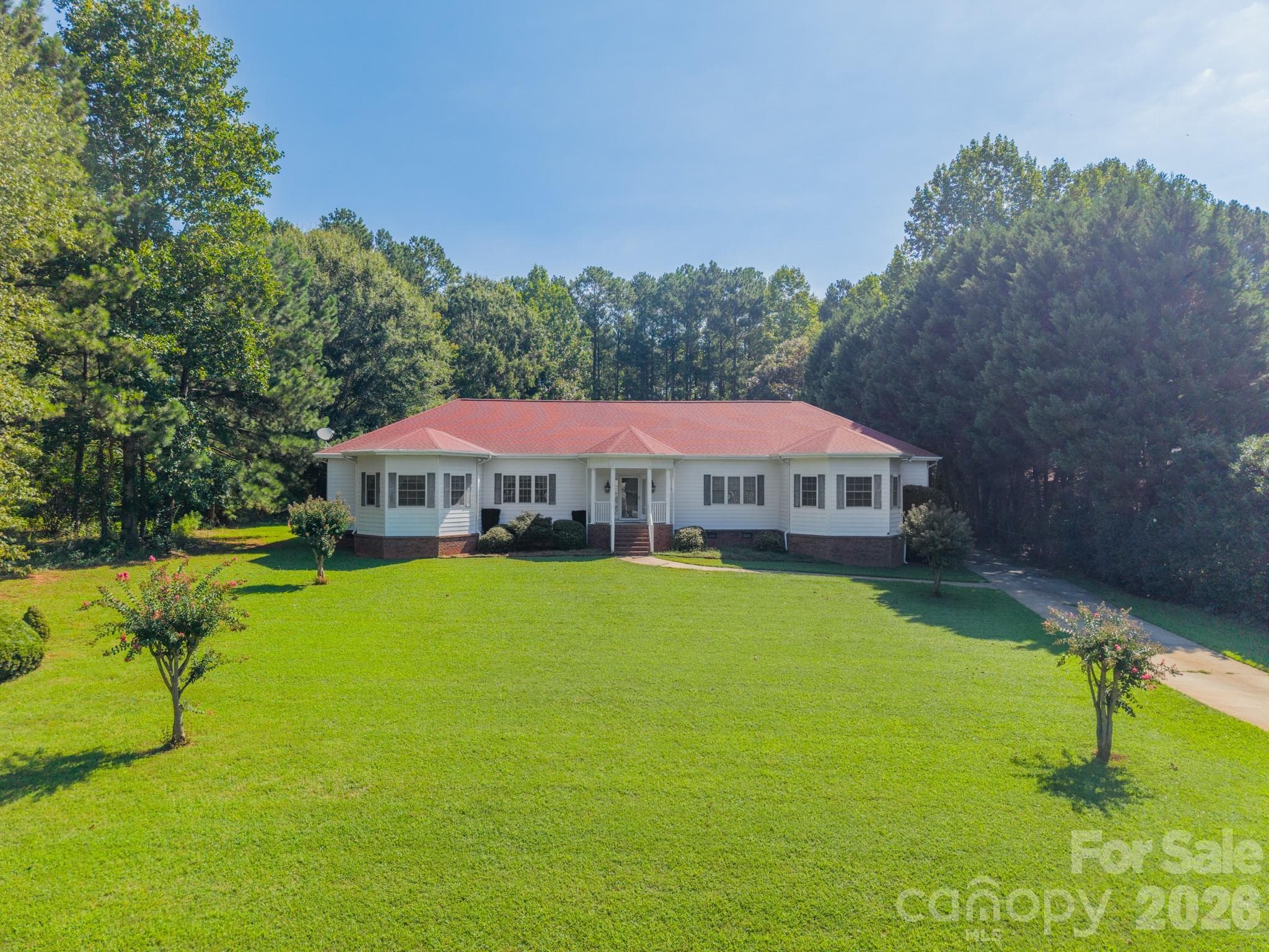 1673 Forest Ridge Drive