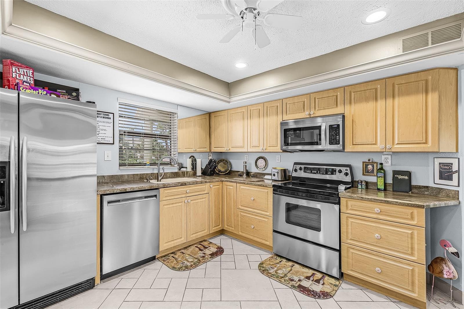 Townhouse at 7917 PINEGROVE CT #1, SARASOTA, photo 6 of 37