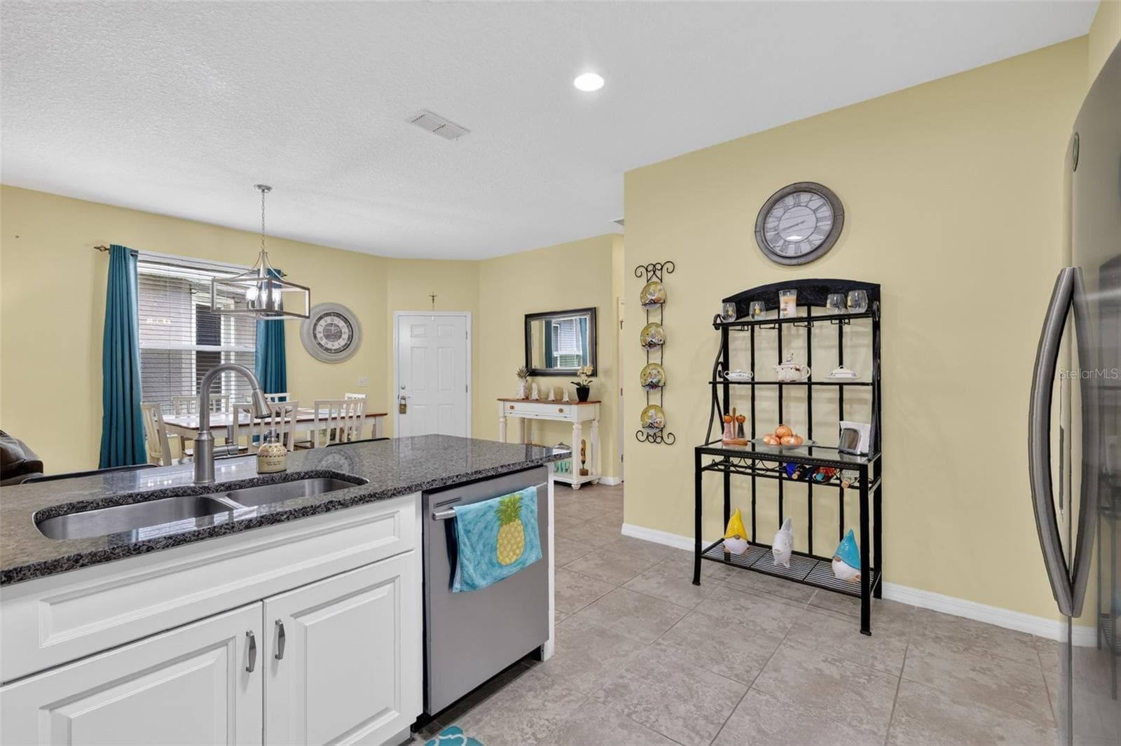 Kitchen - 26951 WHITE PLAINS WAY, LEESBURG