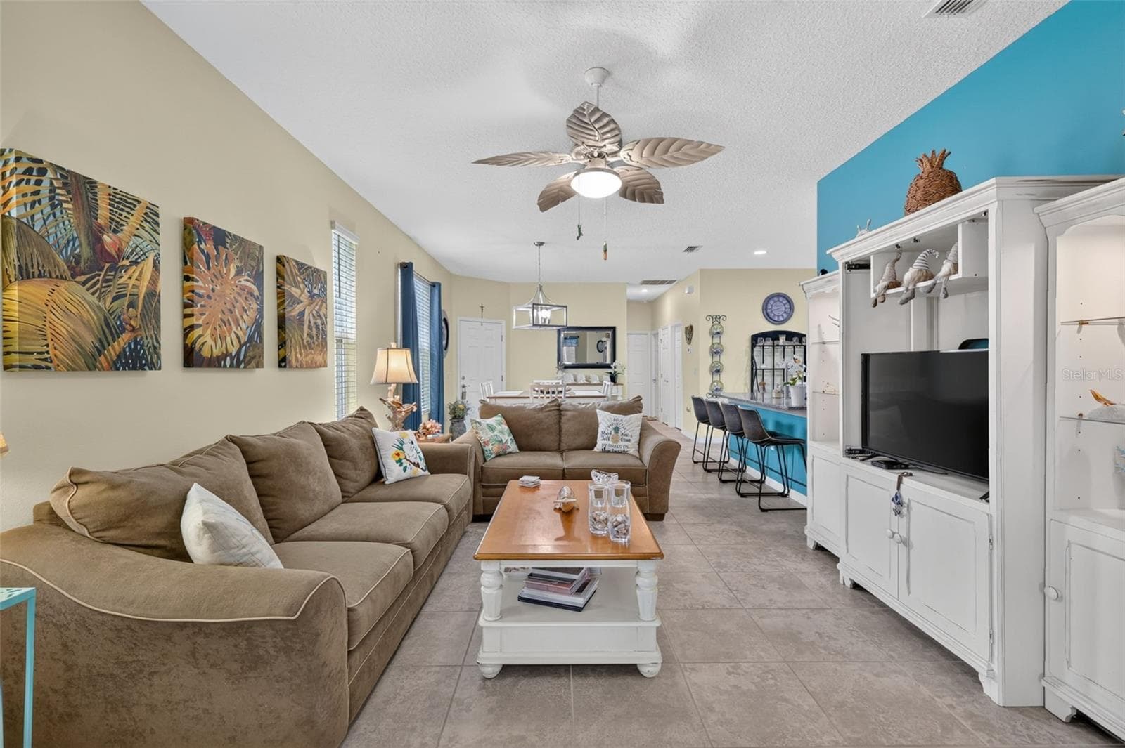 Living Room - 26951 WHITE PLAINS WAY, LEESBURG
