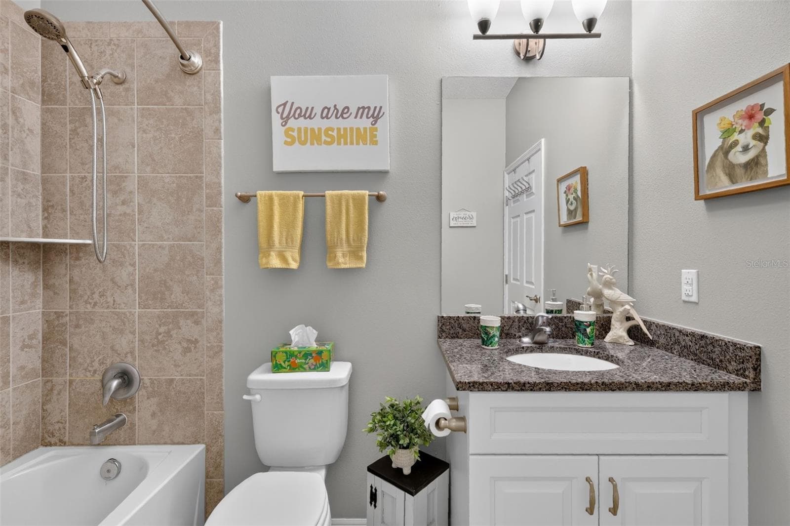 Bathroom 2 - 26951 WHITE PLAINS WAY, LEESBURG