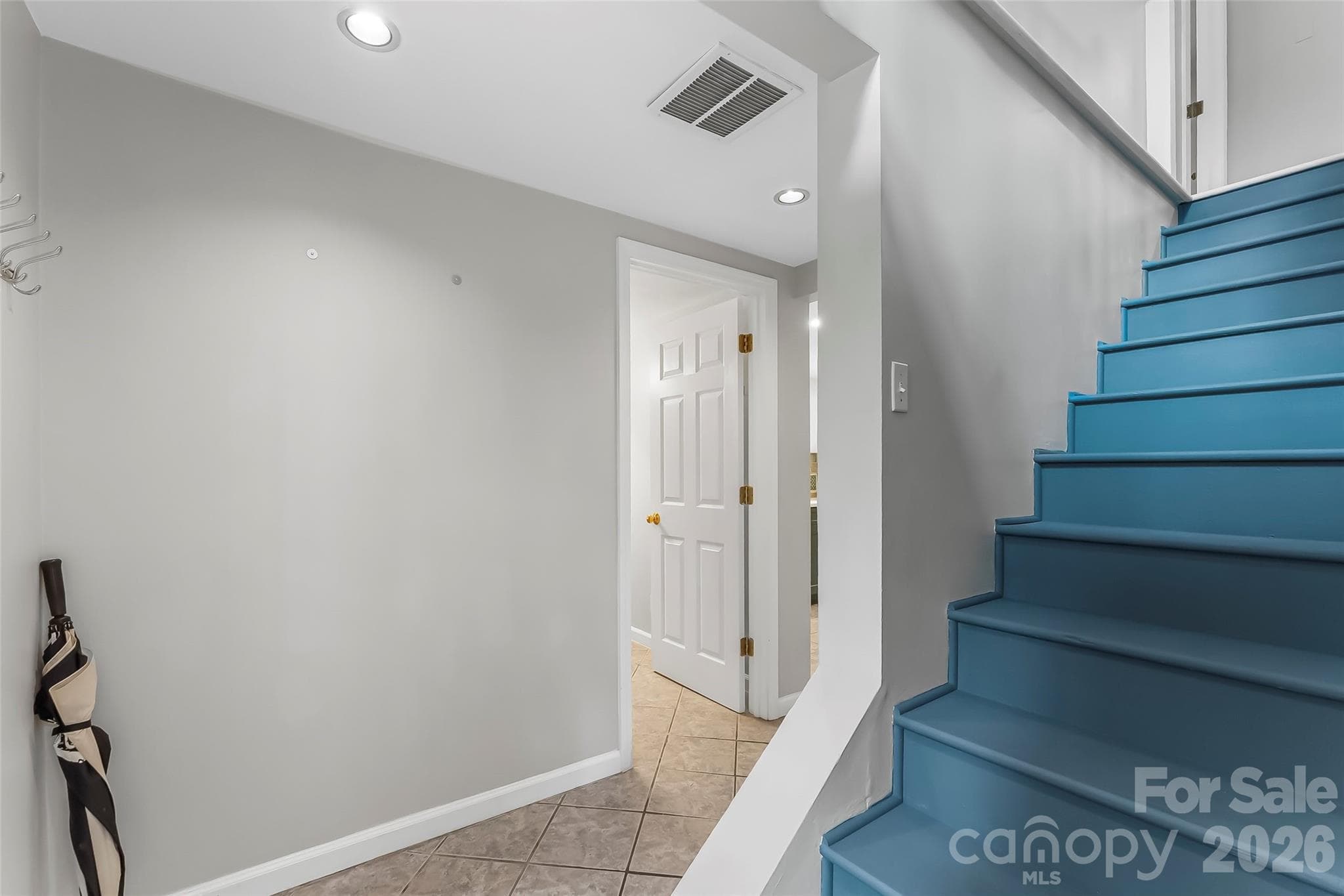Single Family Residence at 141 Silversteen Drive, Brevard, photo 9 of 28