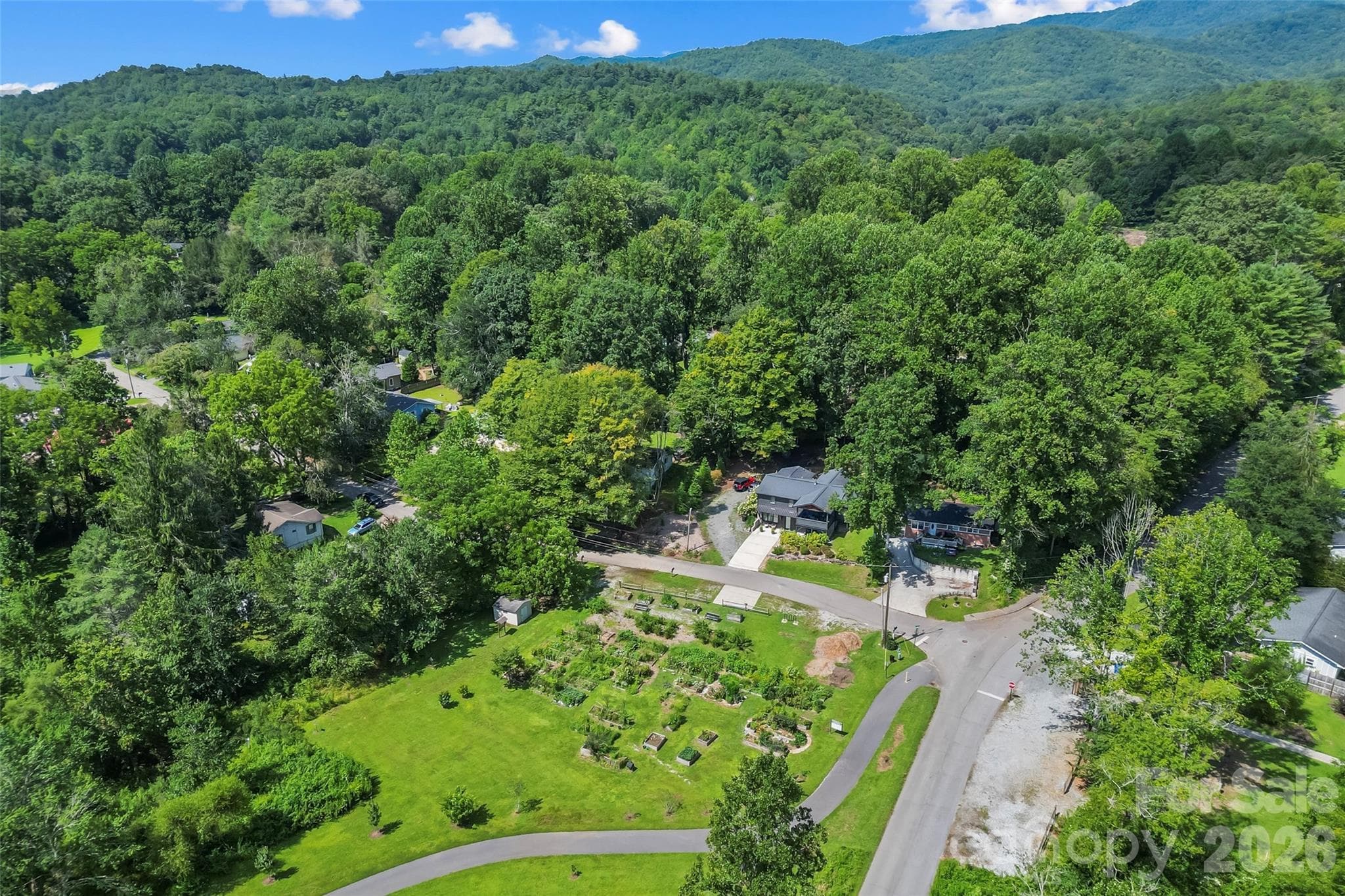 Single Family Residence at 141 Silversteen Drive, Brevard, photo 18 of 28