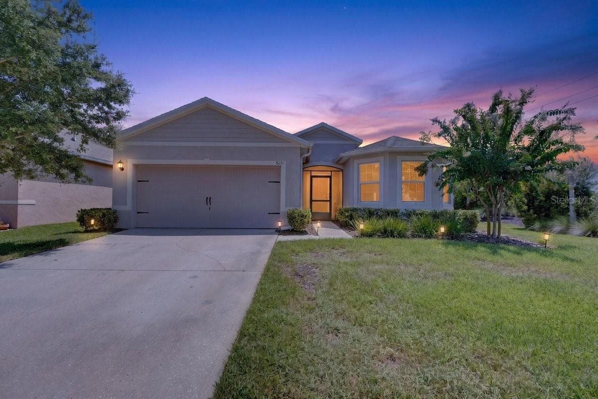 5349 SANDPINE HAVEN LN