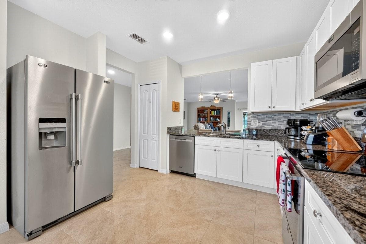 Single Family Residence at 5349 SANDPINE HAVEN LN, PORT ORANGE, photo 7 of 36