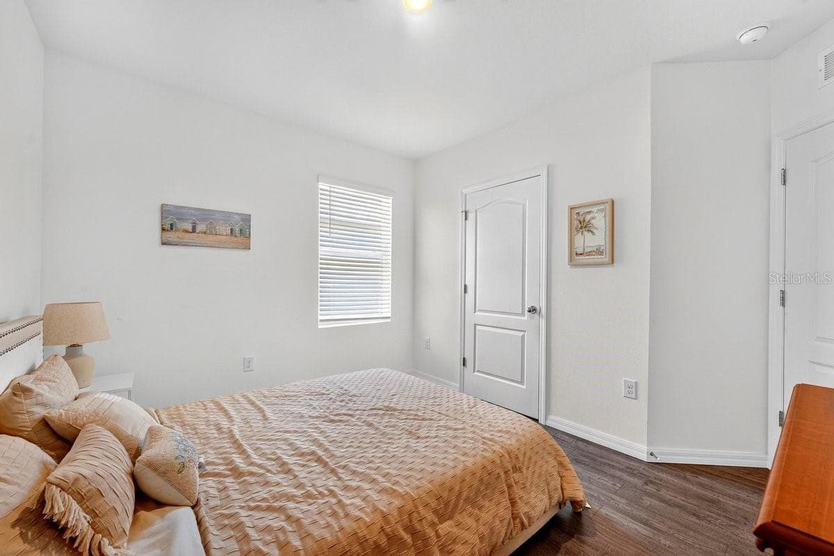 Single Family Residence at 5349 SANDPINE HAVEN LN, PORT ORANGE, photo 15 of 36
