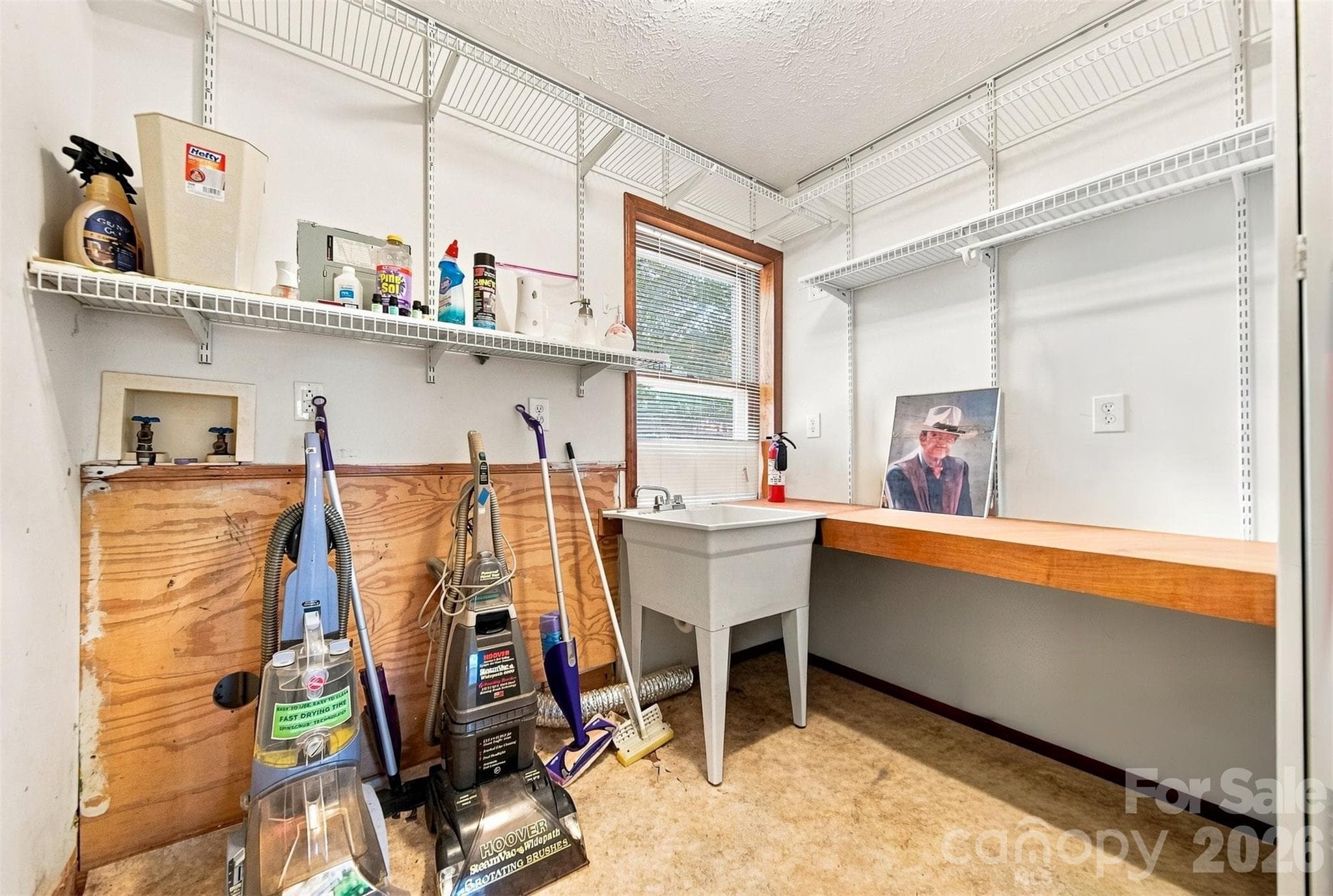 Laundry - 1261 Davis Road, Lincolnton