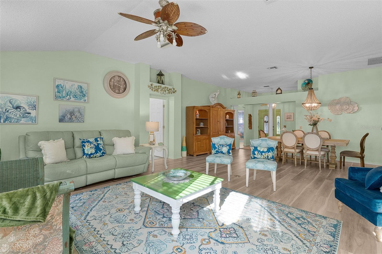 Single Family Residence at 611 LISBON LN, THE VILLAGES, photo 12 of 47