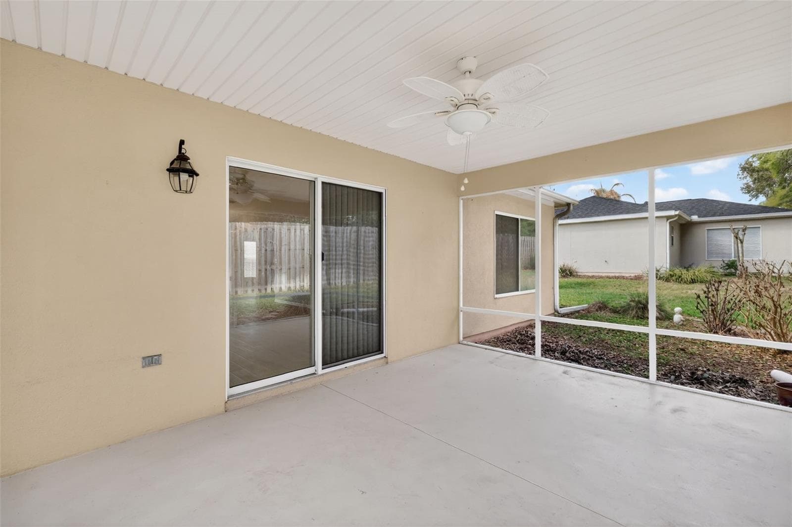 Lanai - 8907 SE 141ST LOOP, SUMMERFIELD