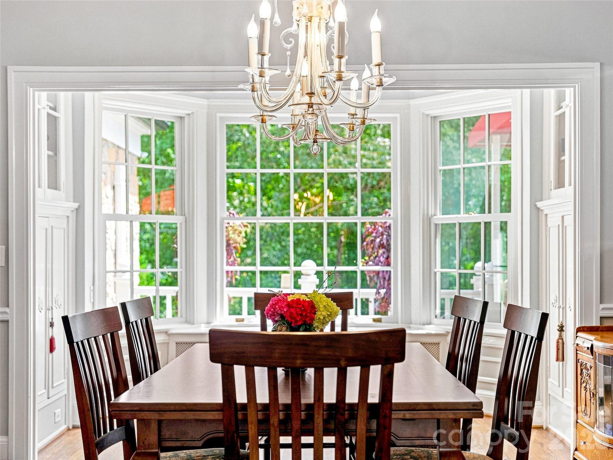Oversized windows highlighting the home's craftsmanship - 14 Griffing Boulevard, Asheville