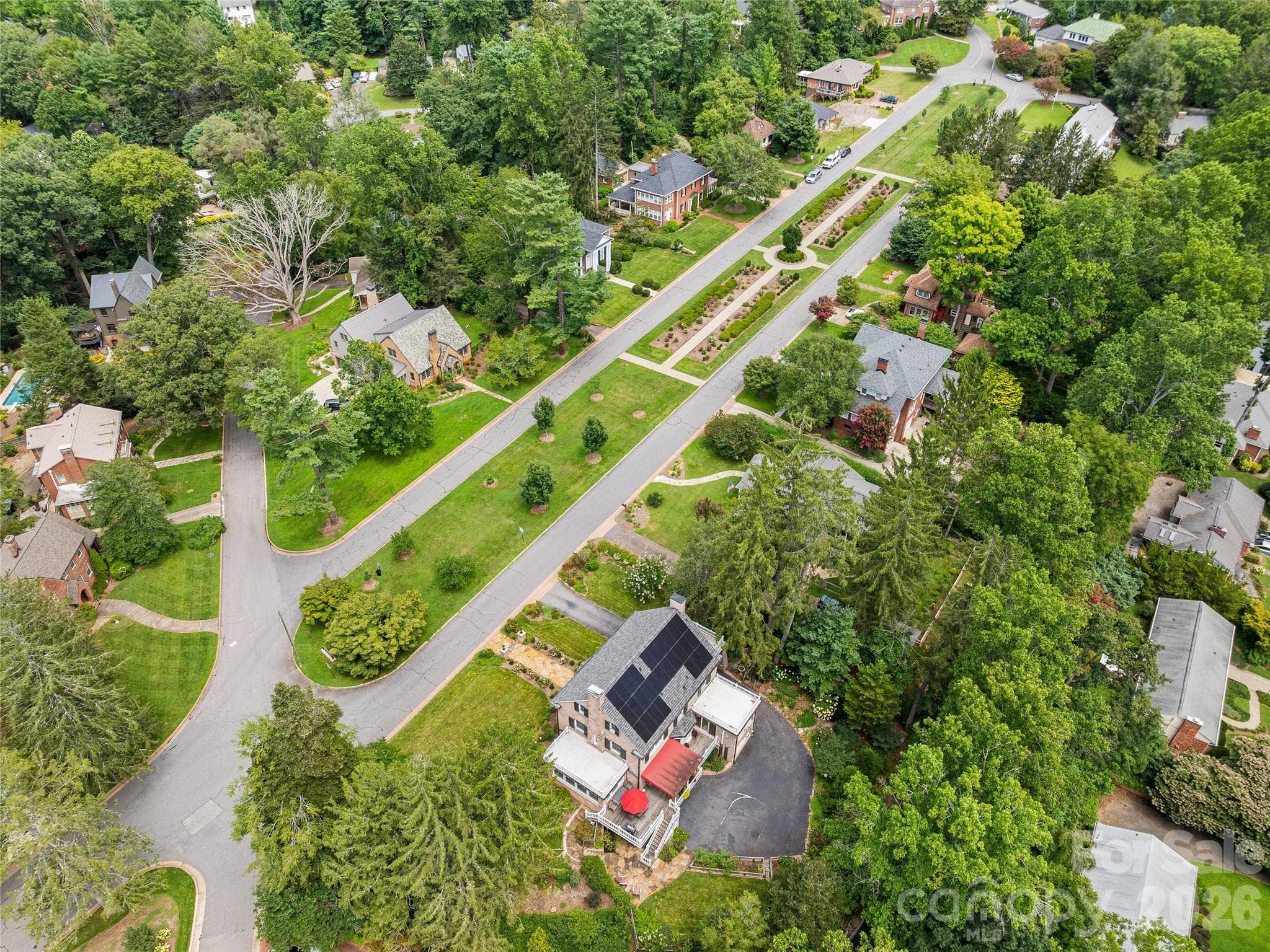 14 Griffing Blvd. A timeless treasure! - 14 Griffing Boulevard, Asheville