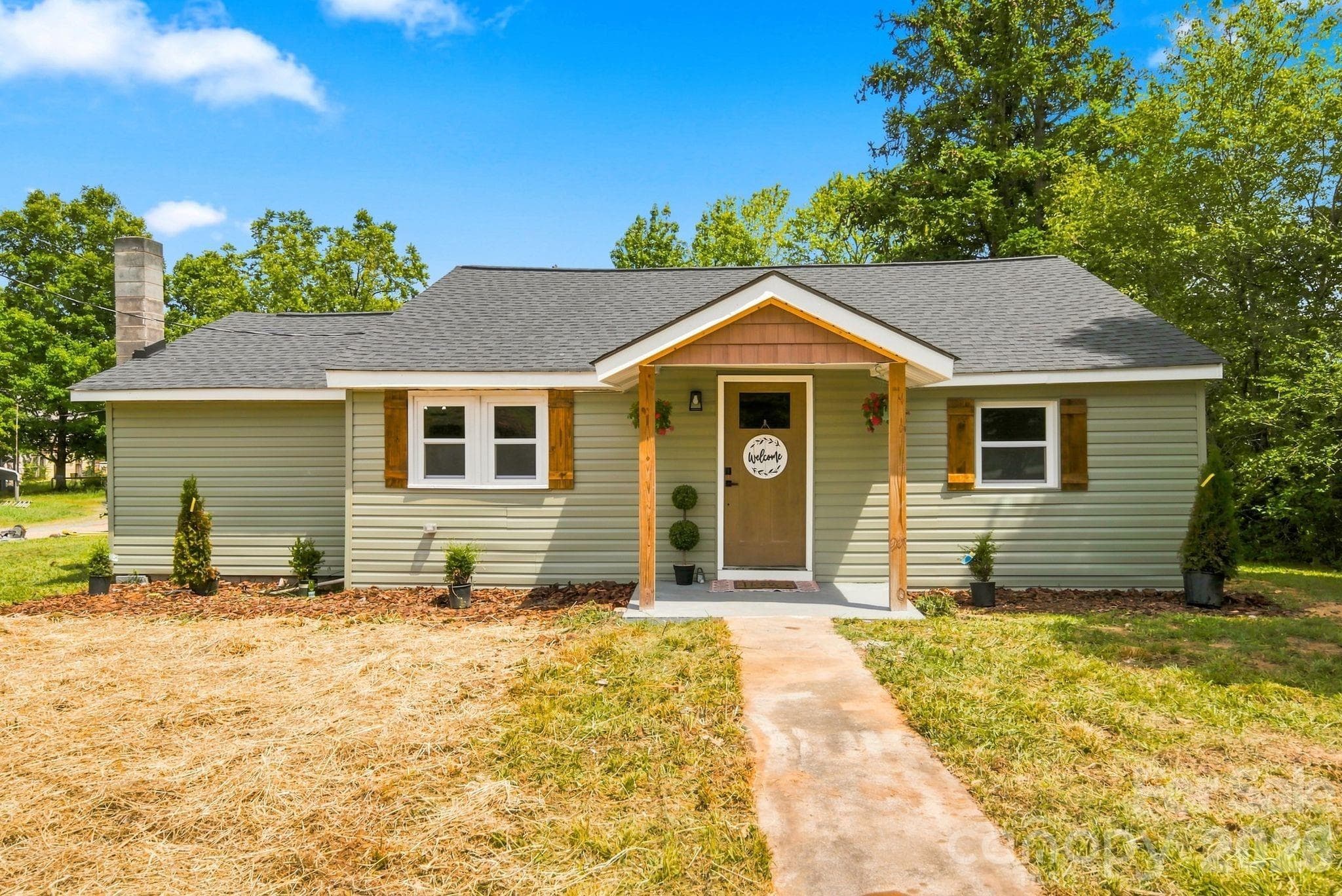 Single Family Residence at 1325 King Road, Salisbury, photo 3 of 29