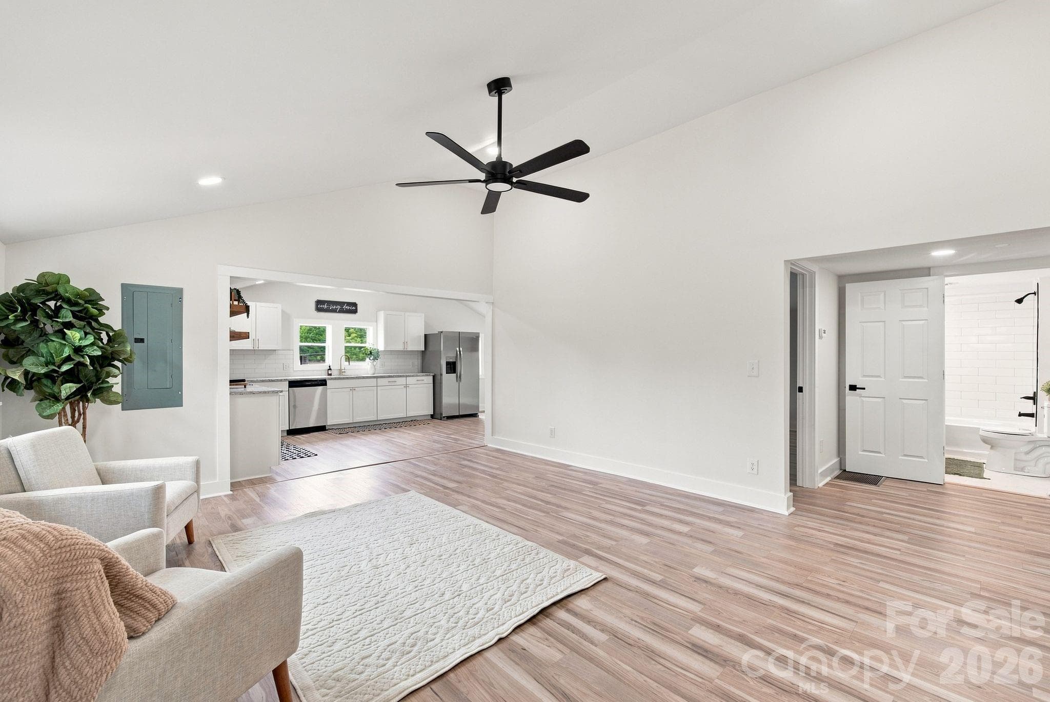 Single Family Residence at 1325 King Road, Salisbury, photo 8 of 29