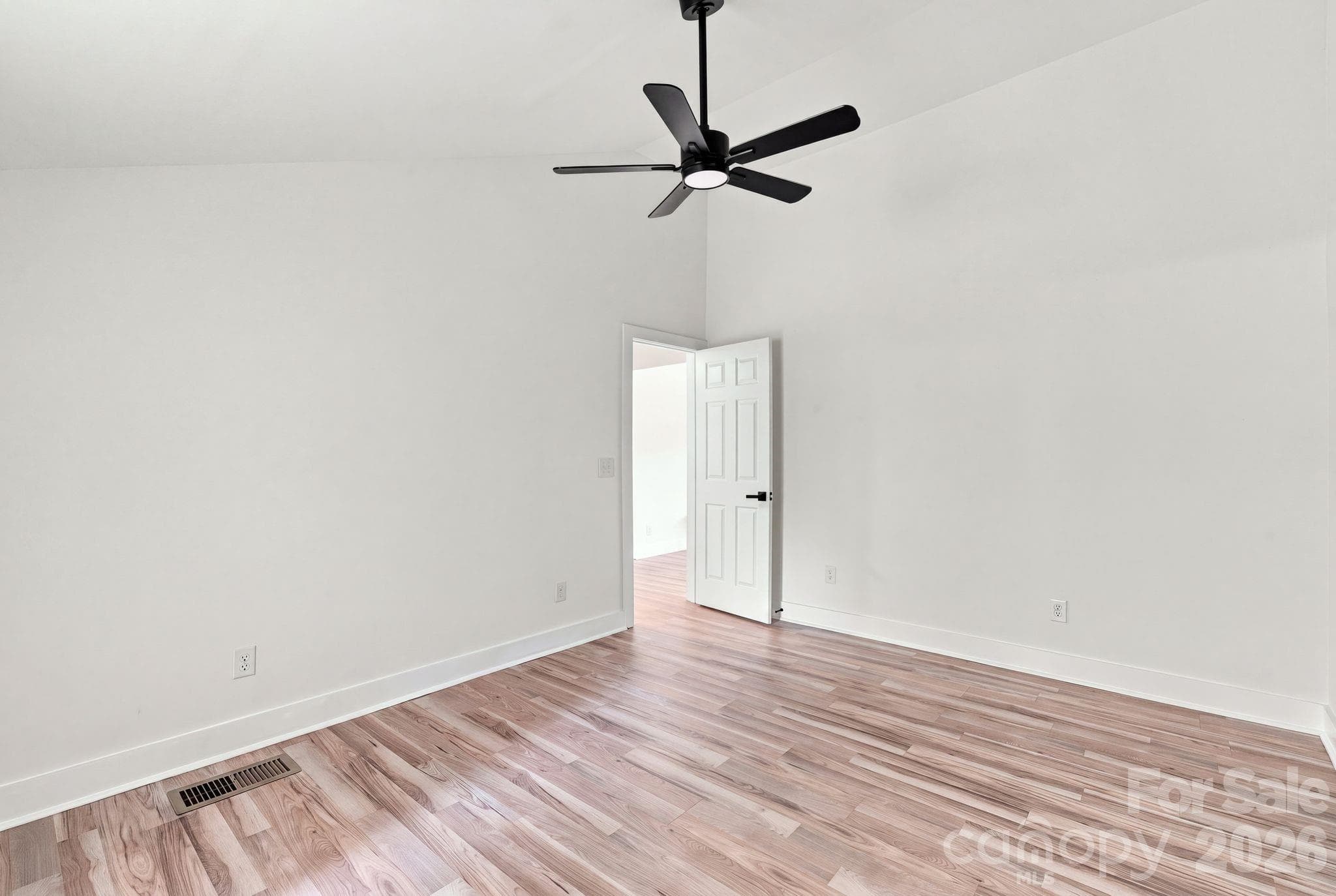 Single Family Residence at 1325 King Road, Salisbury, photo 16 of 29