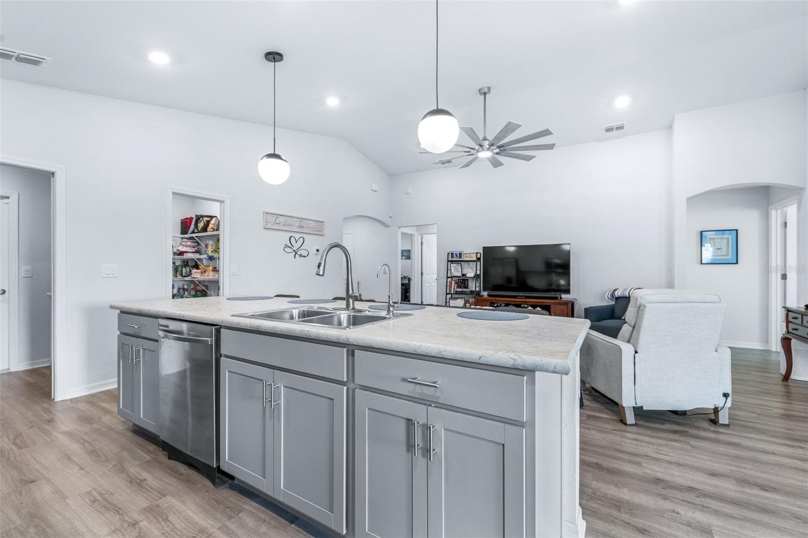 Single Family Residence at 2081 GOLDEN BEAK DR, EAGLE LAKE, photo 14 of 58