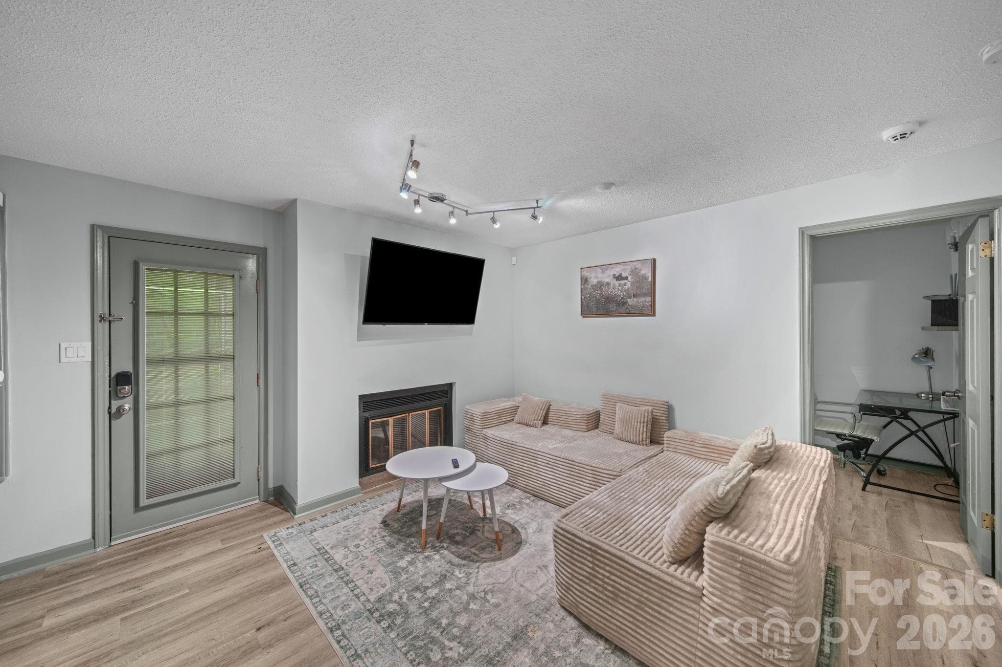Condominium at 503 Gooseneck Drive, Cary, photo 5 of 42