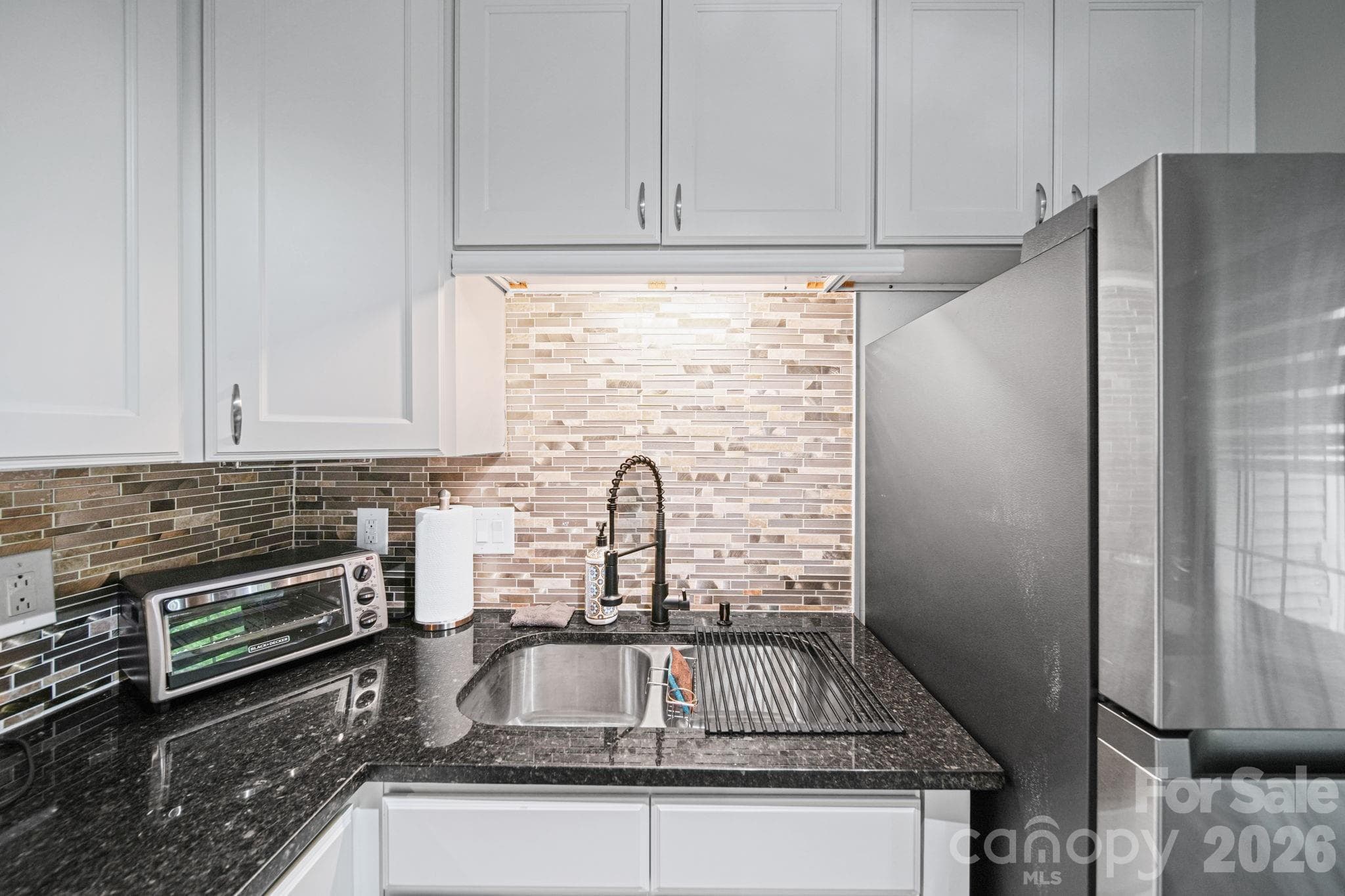 Condominium at 503 Gooseneck Drive, Cary, photo 24 of 42