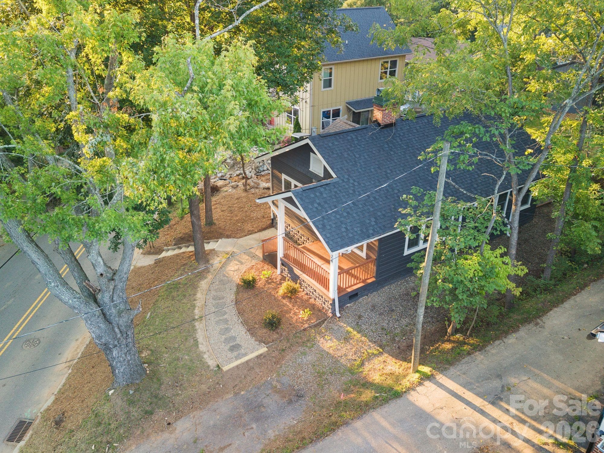 Single Family Residence at 124 State Street, Asheville, photo 22 of 28