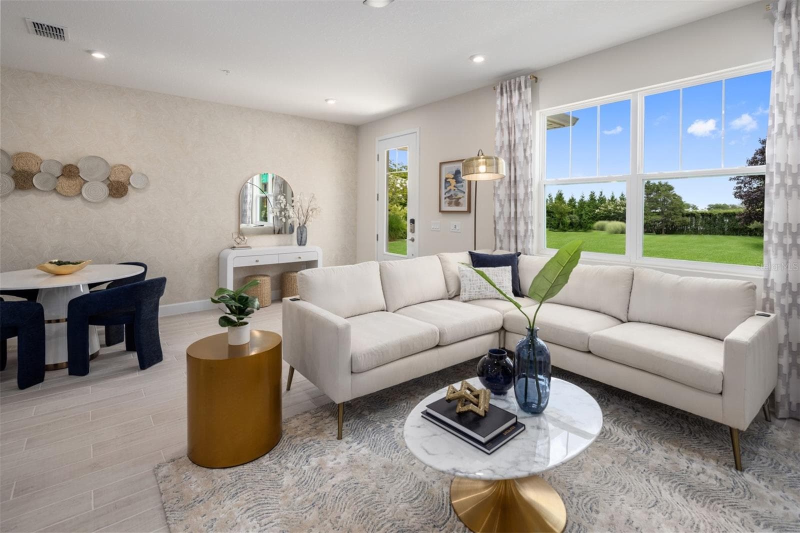Meadowlark Landing Aurora Model Great Room - 2844 CAMELLIA FLOWER ST, APOPKA