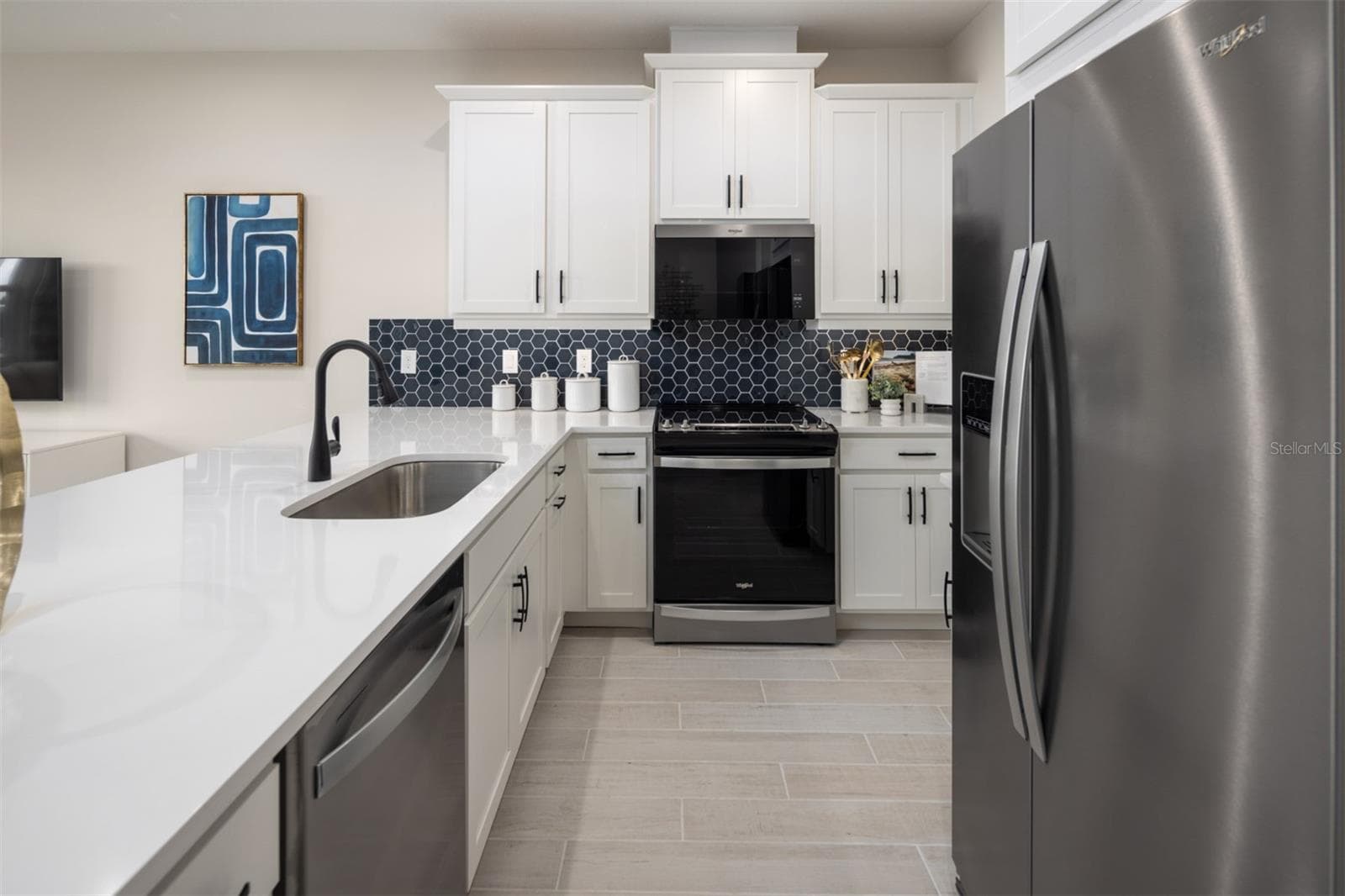Meadowlark Landing Aurora Model Kitchen - 2840 CAMELLIA FLOWER ST, APOPKA