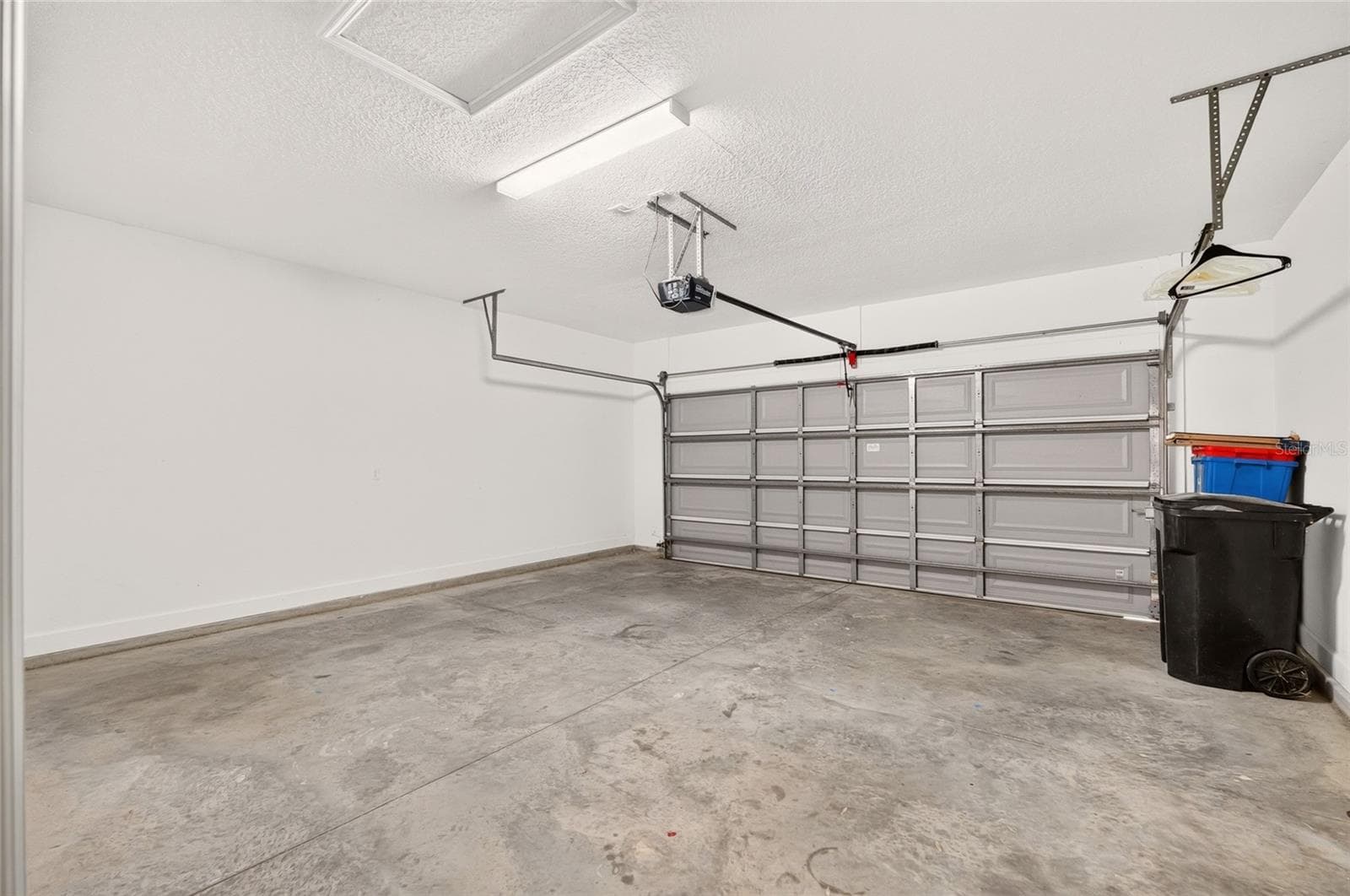2 car Garage - 1659 NW 34TH AVE, GAINESVILLE