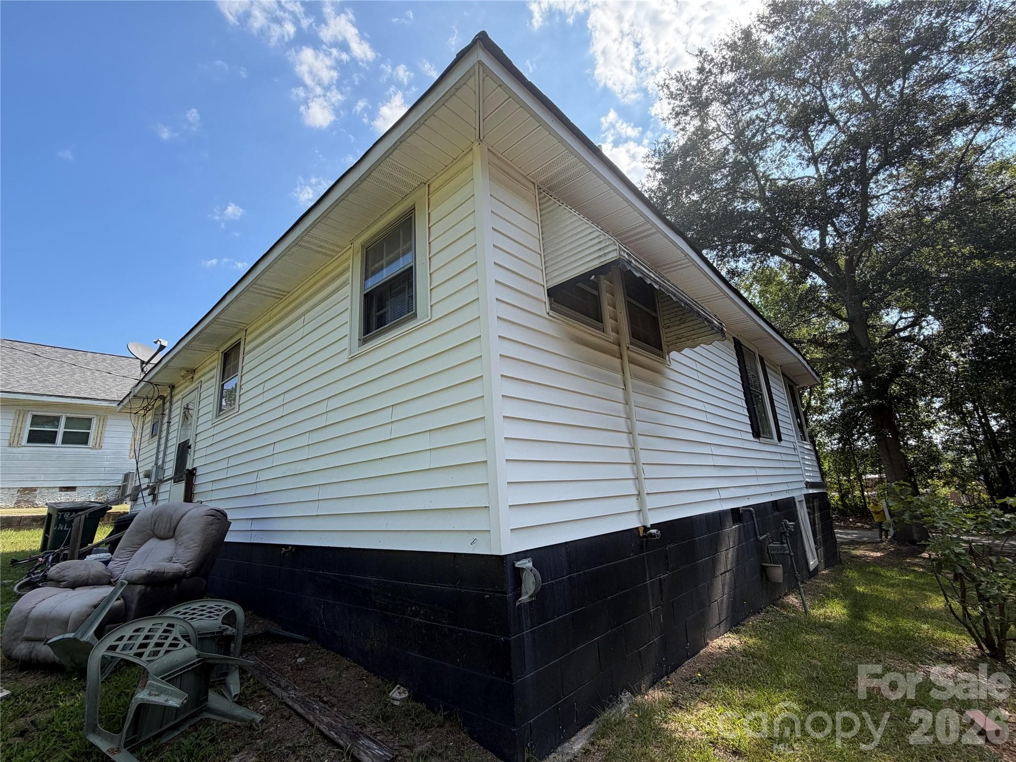 Single Family Residence at 77 Franklin Street, Wadesboro, photo 4 of 13