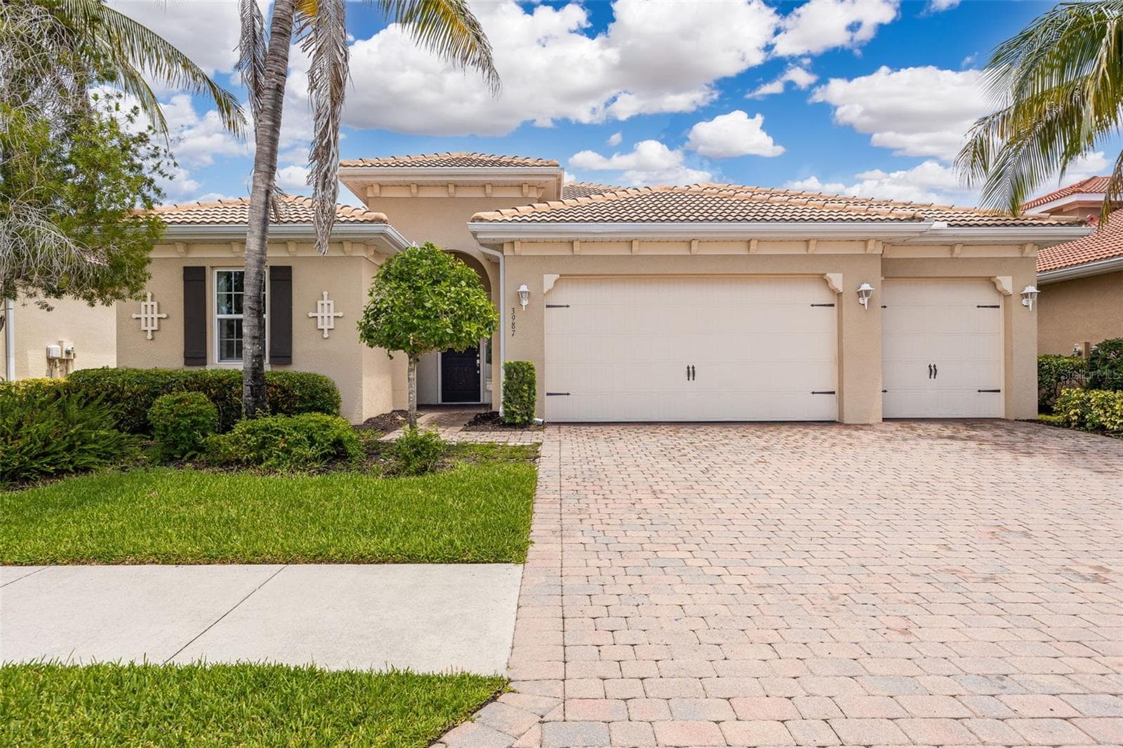 3987 ASHENTREE CT