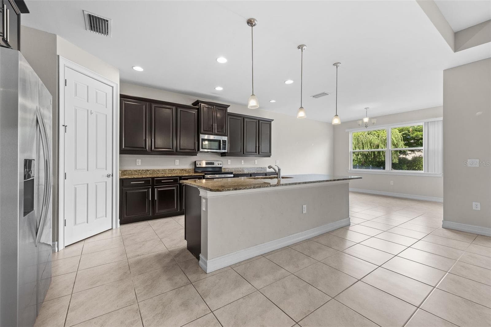Single Family Residence at 3987 ASHENTREE CT, FORT MYERS, photo 16 of 54