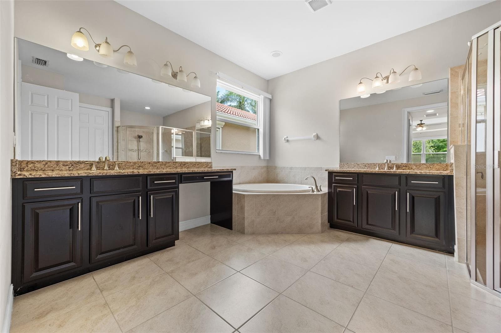 Single Family Residence at 3987 ASHENTREE CT, FORT MYERS, photo 26 of 54
