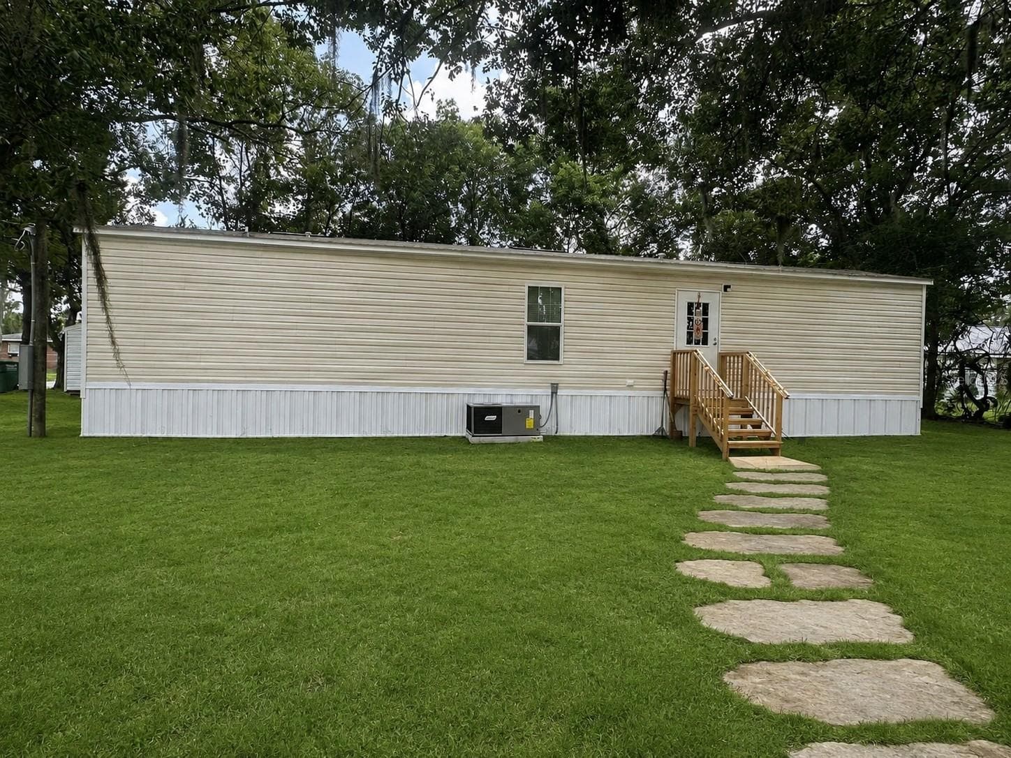 Single Family Residence at 862 NE COLDWATER AVE, LAKE CITY, photo 18 of 19
