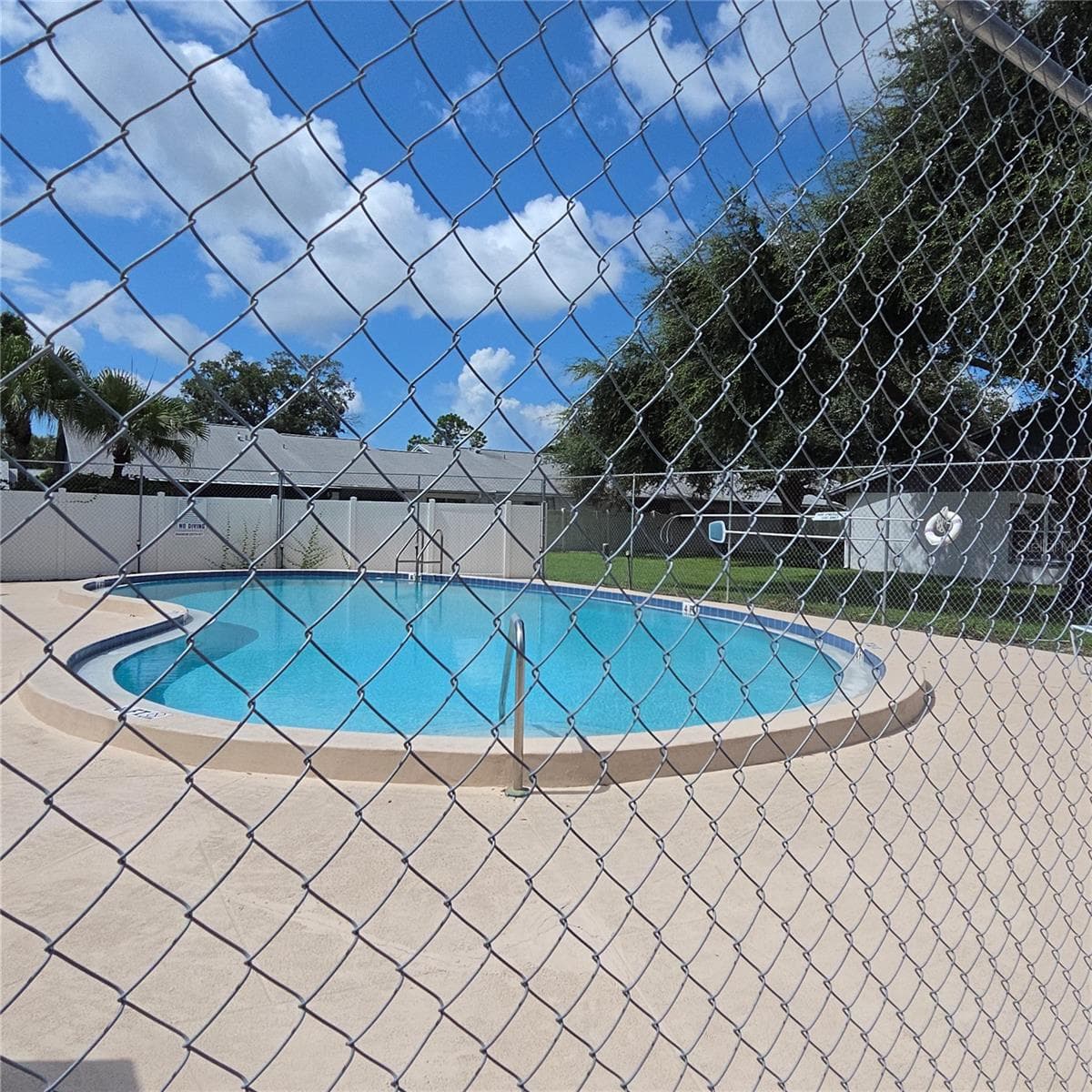 Villa at 7249 PARKSIDE VILLAS DR N, ST PETERSBURG, photo 40 of 42
