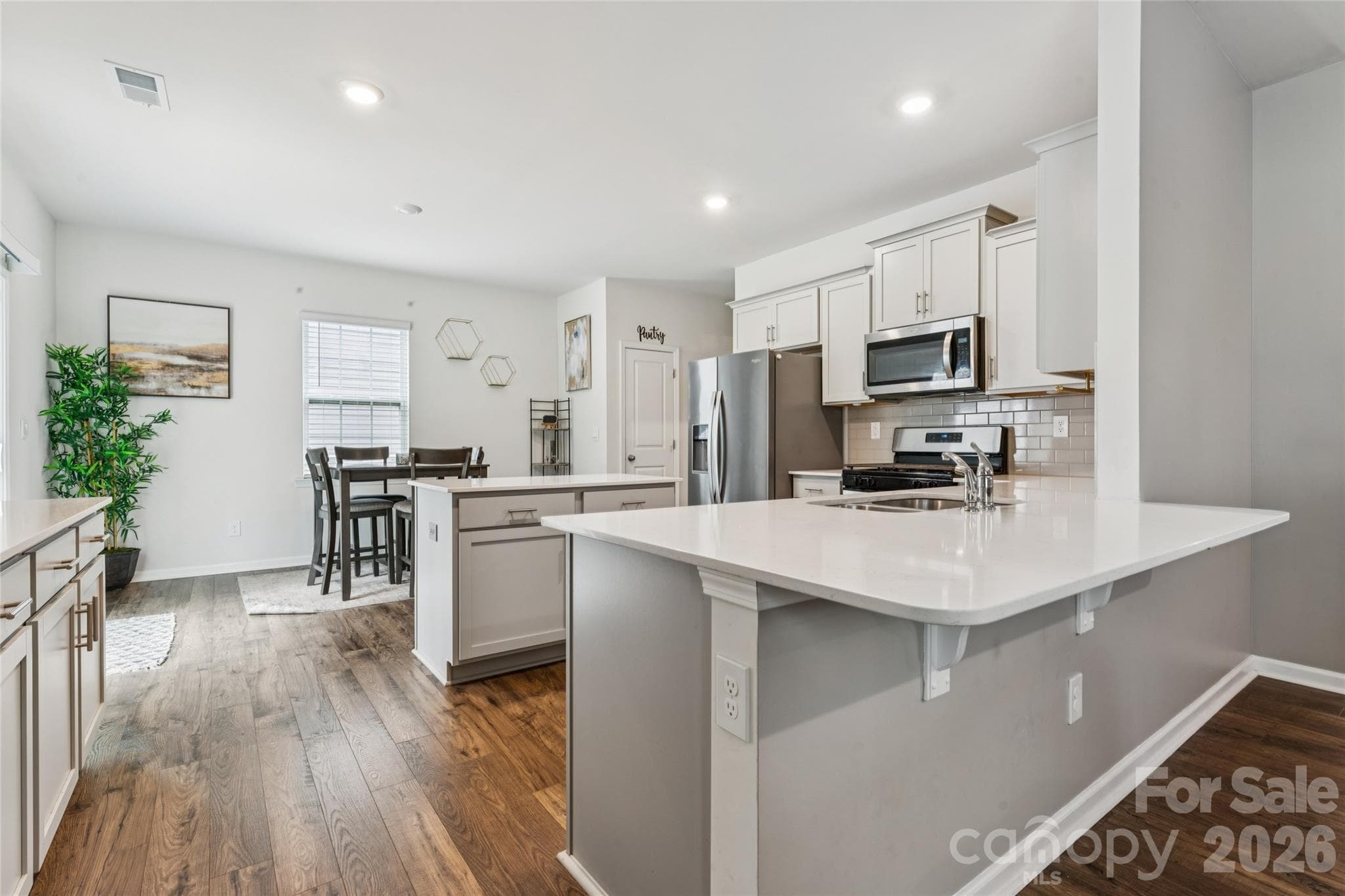 Single Family Residence at 3719 Stanley Creek Drive, Mount Holly, photo 10 of 28