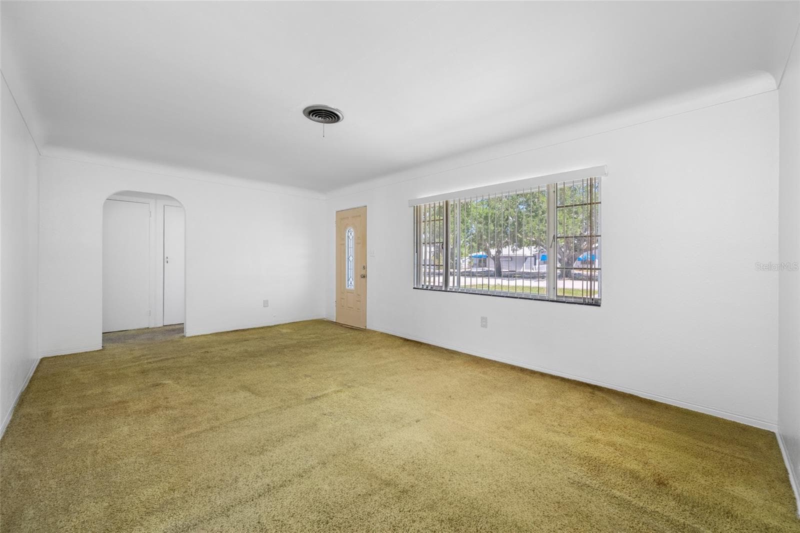 Single Family Residence at 5000 9TH AVE N, ST PETERSBURG, photo 5 of 44