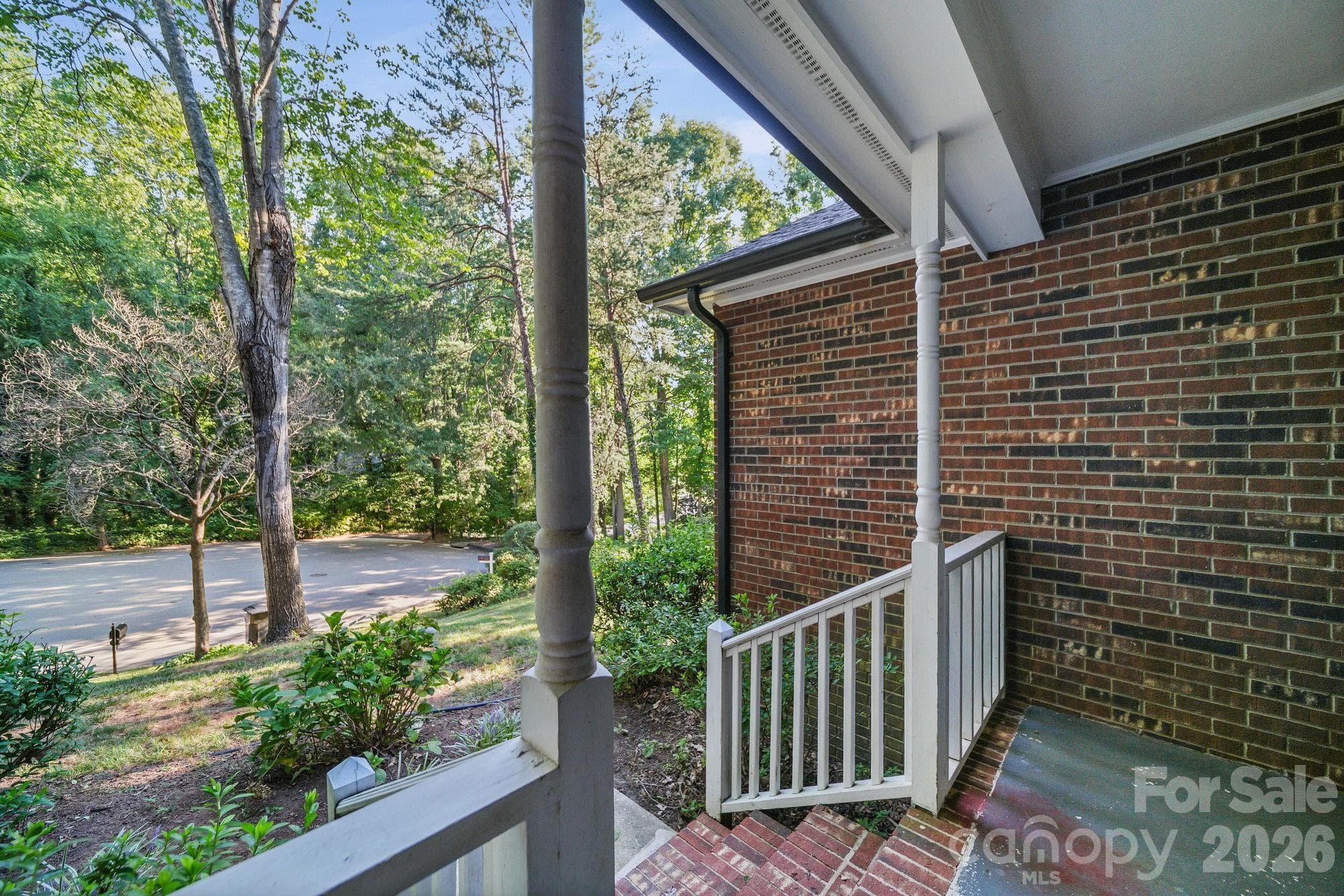 Single Family Residence at 821 Deer Path Place, Mooresville, photo 5 of 35