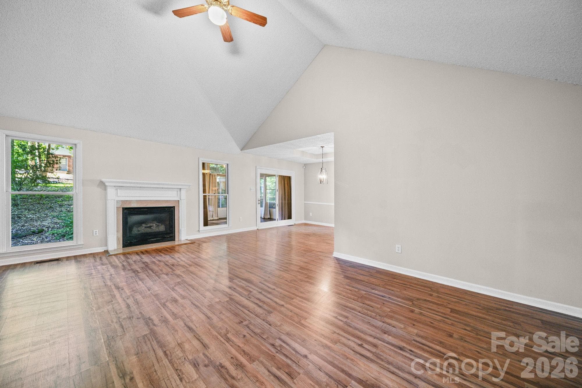 Single Family Residence at 821 Deer Path Place, Mooresville, photo 7 of 35